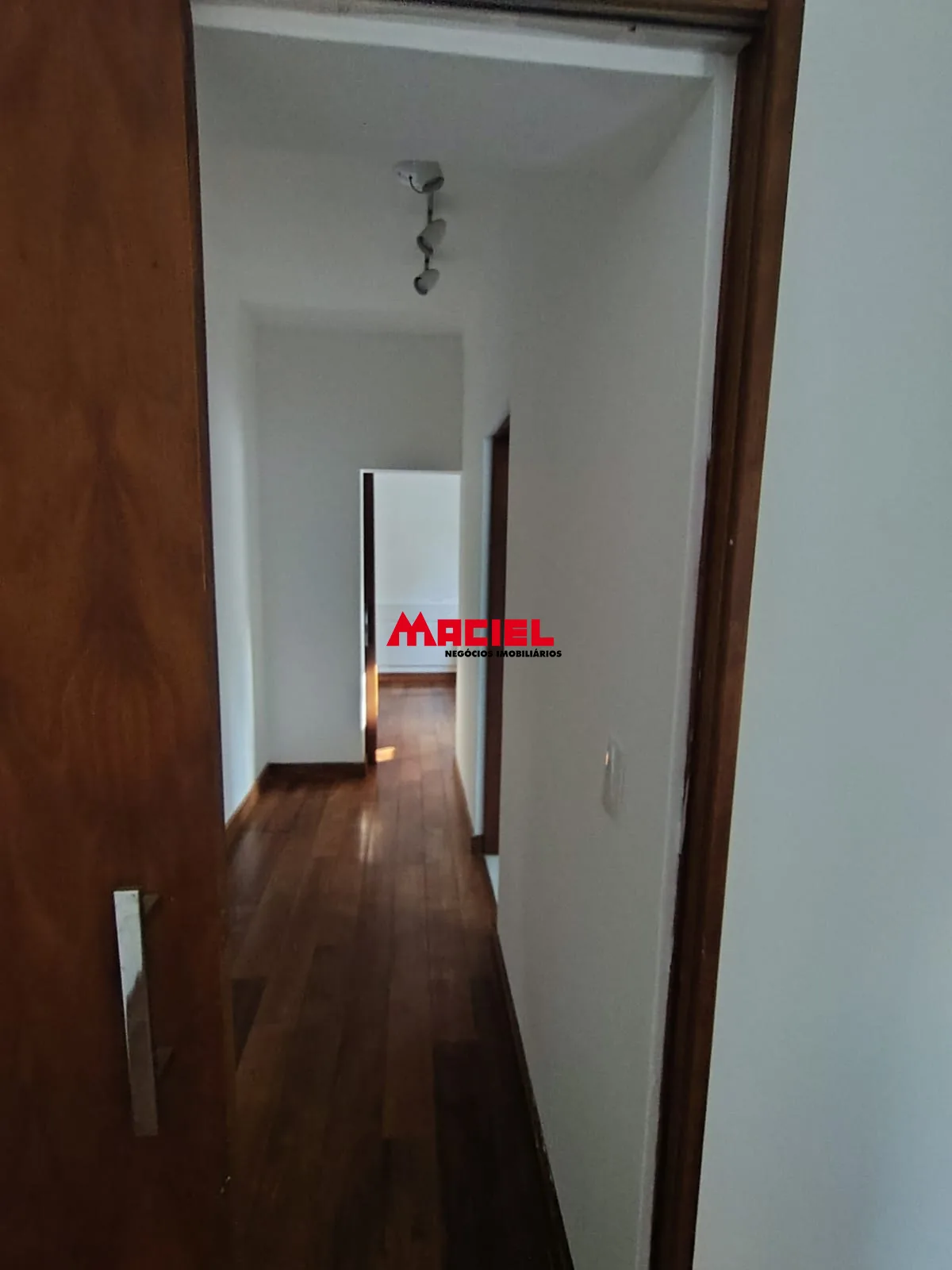 Comprar Casa / Padr&atilde;o em Jambeiro R$ 1.485.000,00 - Foto 25