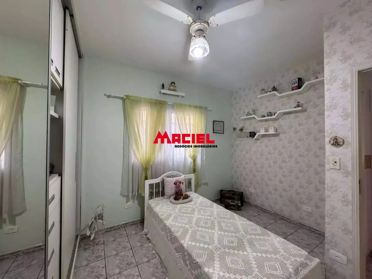 Comprar Casa / Padr&atilde;o em S&atilde;o Jos&eacute; dos Campos R$ 880.000,00 - Foto 2