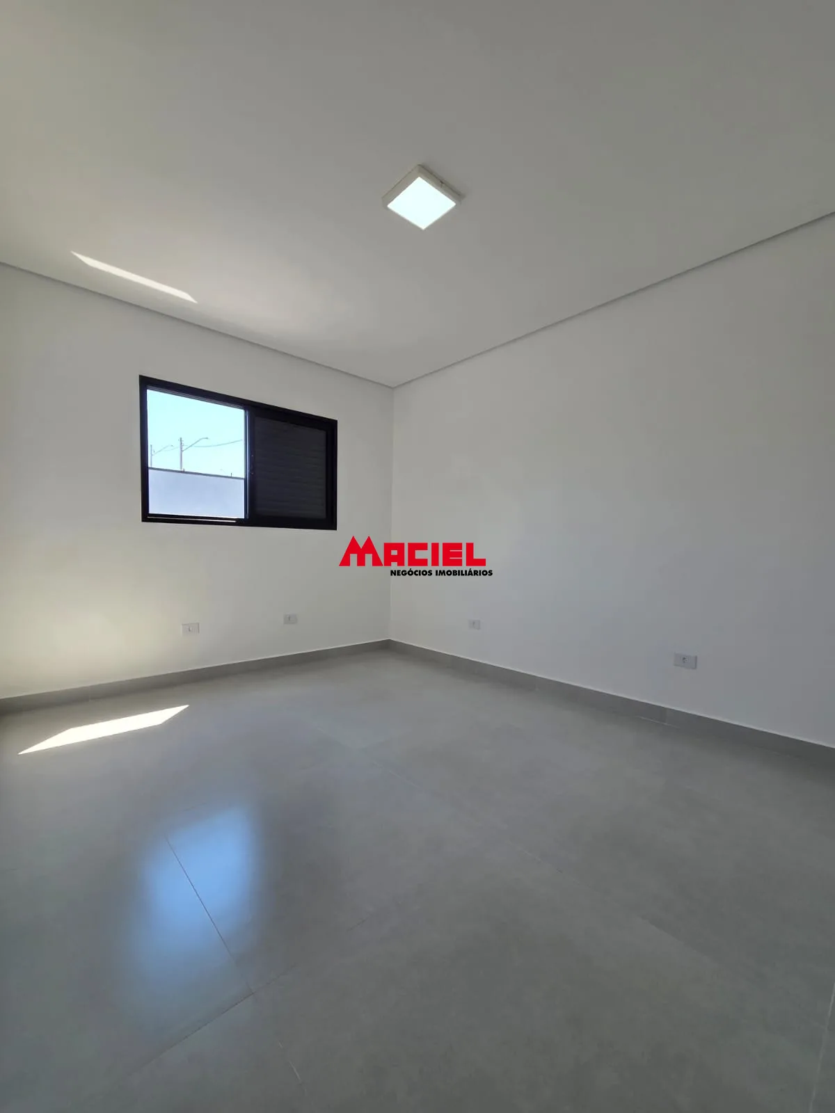 Comprar Casa / Padr&atilde;o em Ca&ccedil;apava R$ 530.000,00 - Foto 9
