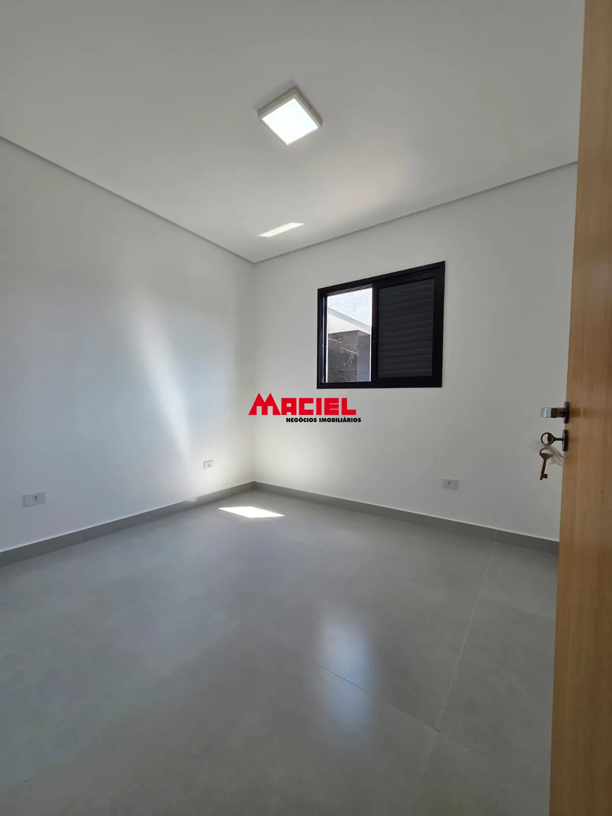 Comprar Casa / Padr&atilde;o em Ca&ccedil;apava R$ 530.000,00 - Foto 10