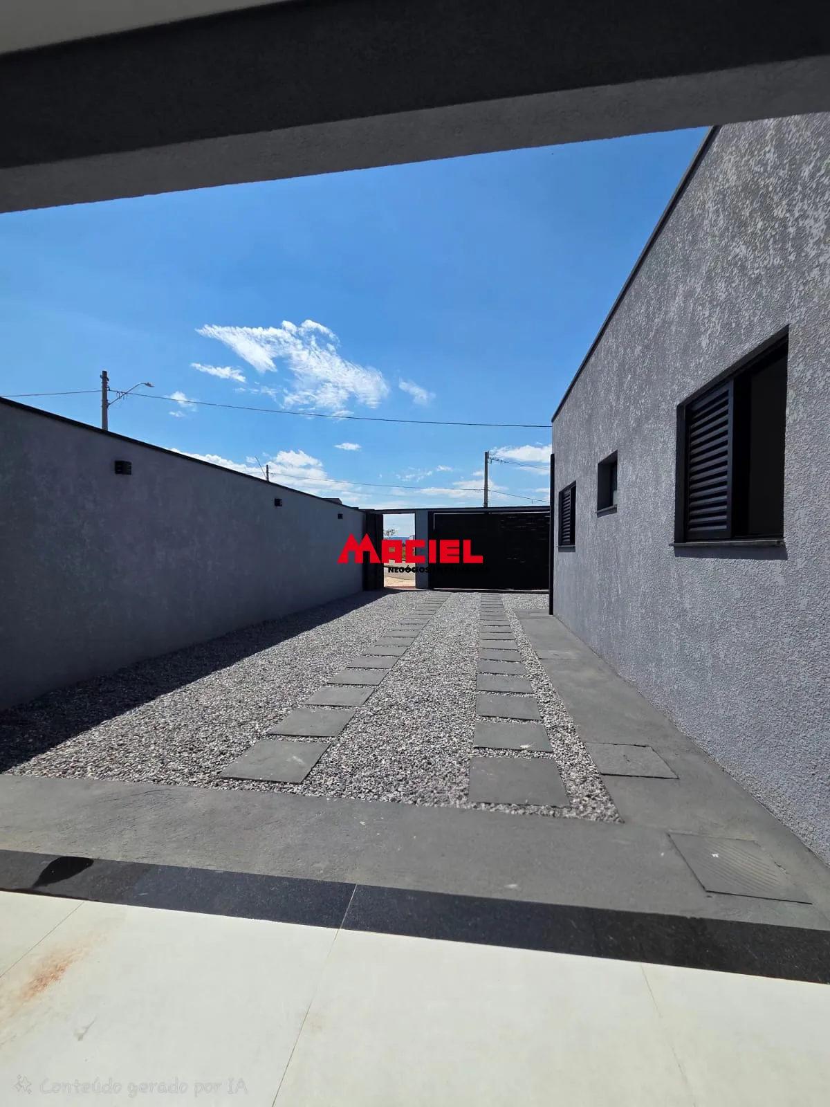 Comprar Casa / Padr&atilde;o em Ca&ccedil;apava R$ 530.000,00 - Foto 14