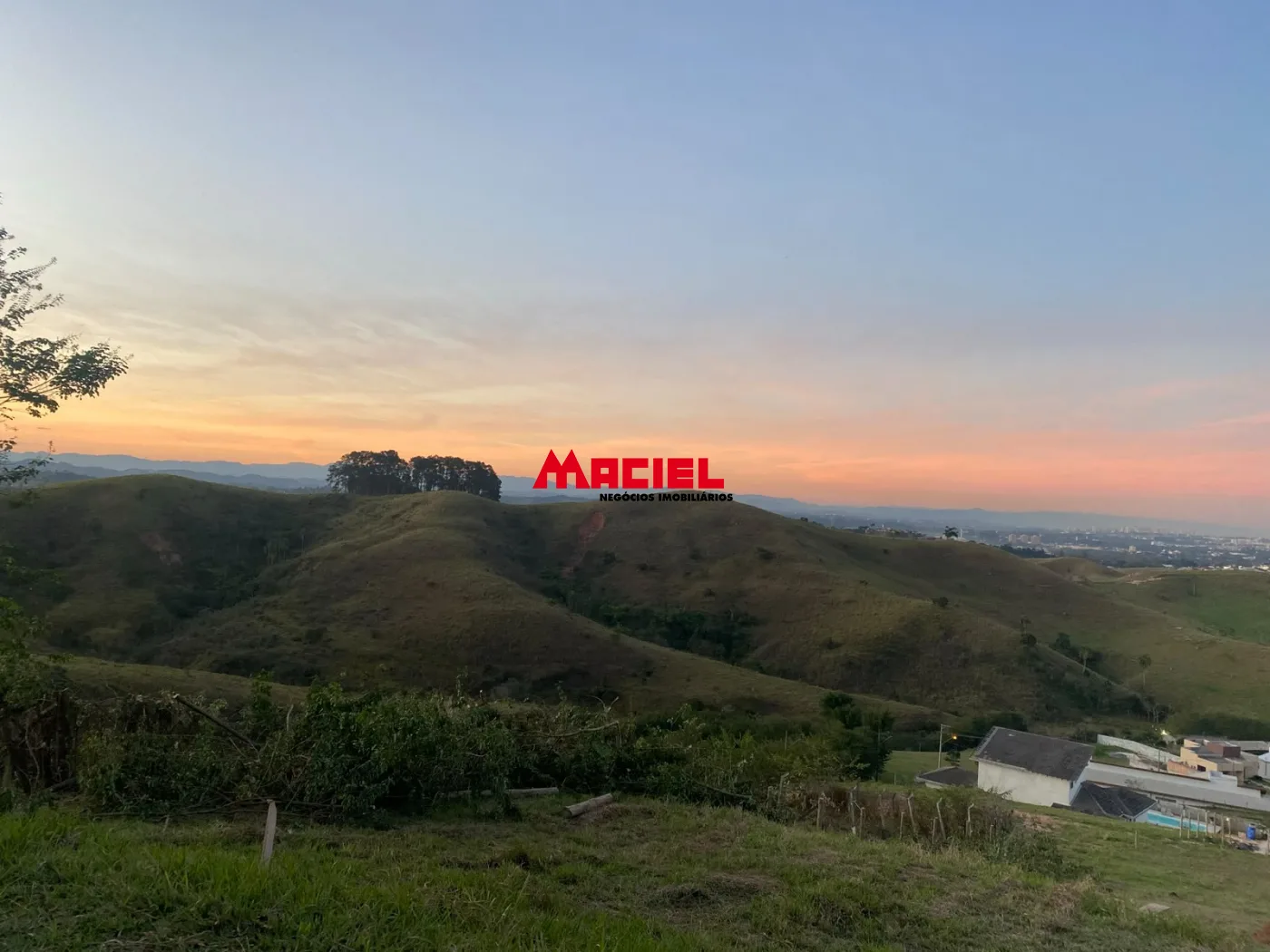Comprar Terreno / Residencial em Jacare&iacute; R$ 480.000,00 - Foto 4