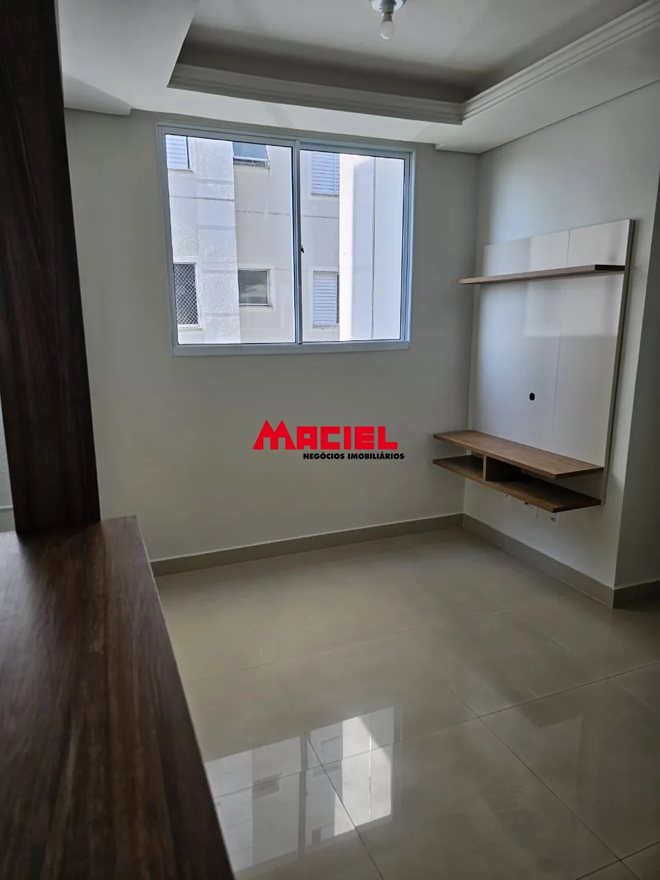 Alugar Apartamento / Padr&atilde;o em S&atilde;o Jos&eacute; dos Campos R$ 2.500,00 - Foto 1