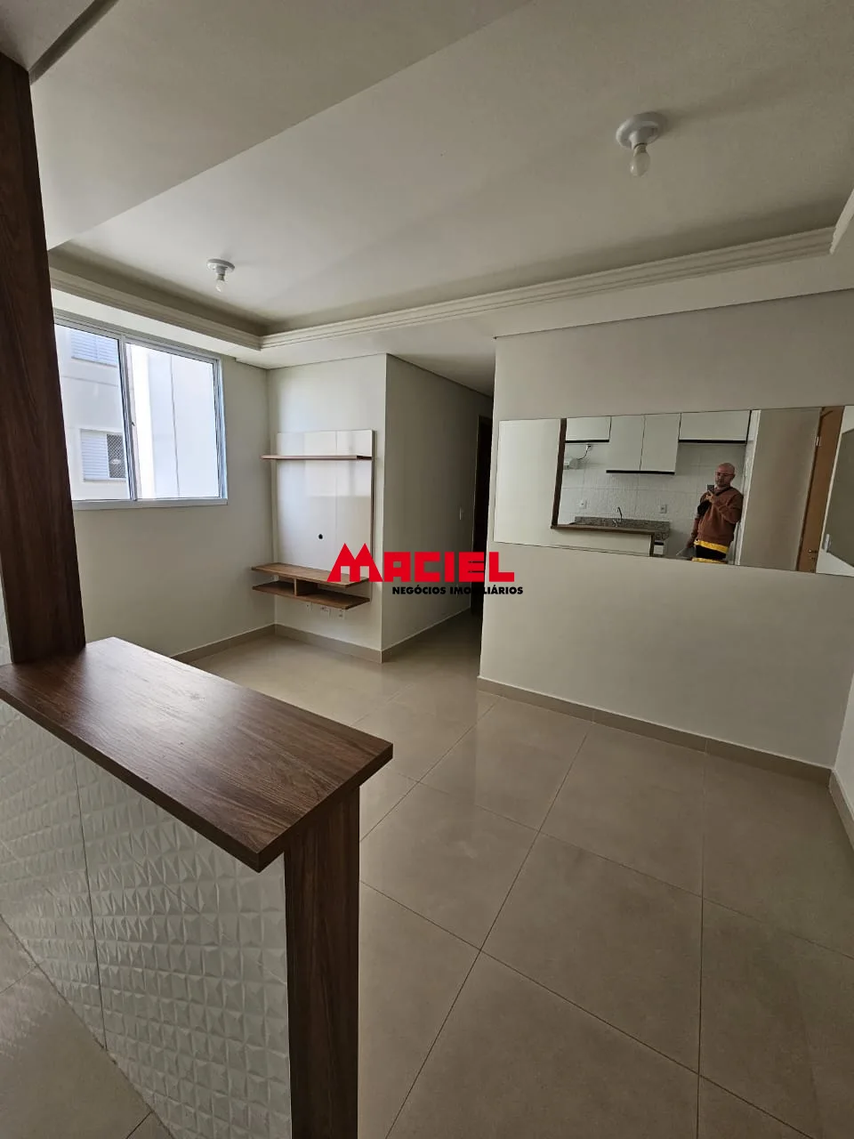 Alugar Apartamento / Padr&atilde;o em S&atilde;o Jos&eacute; dos Campos R$ 2.500,00 - Foto 2