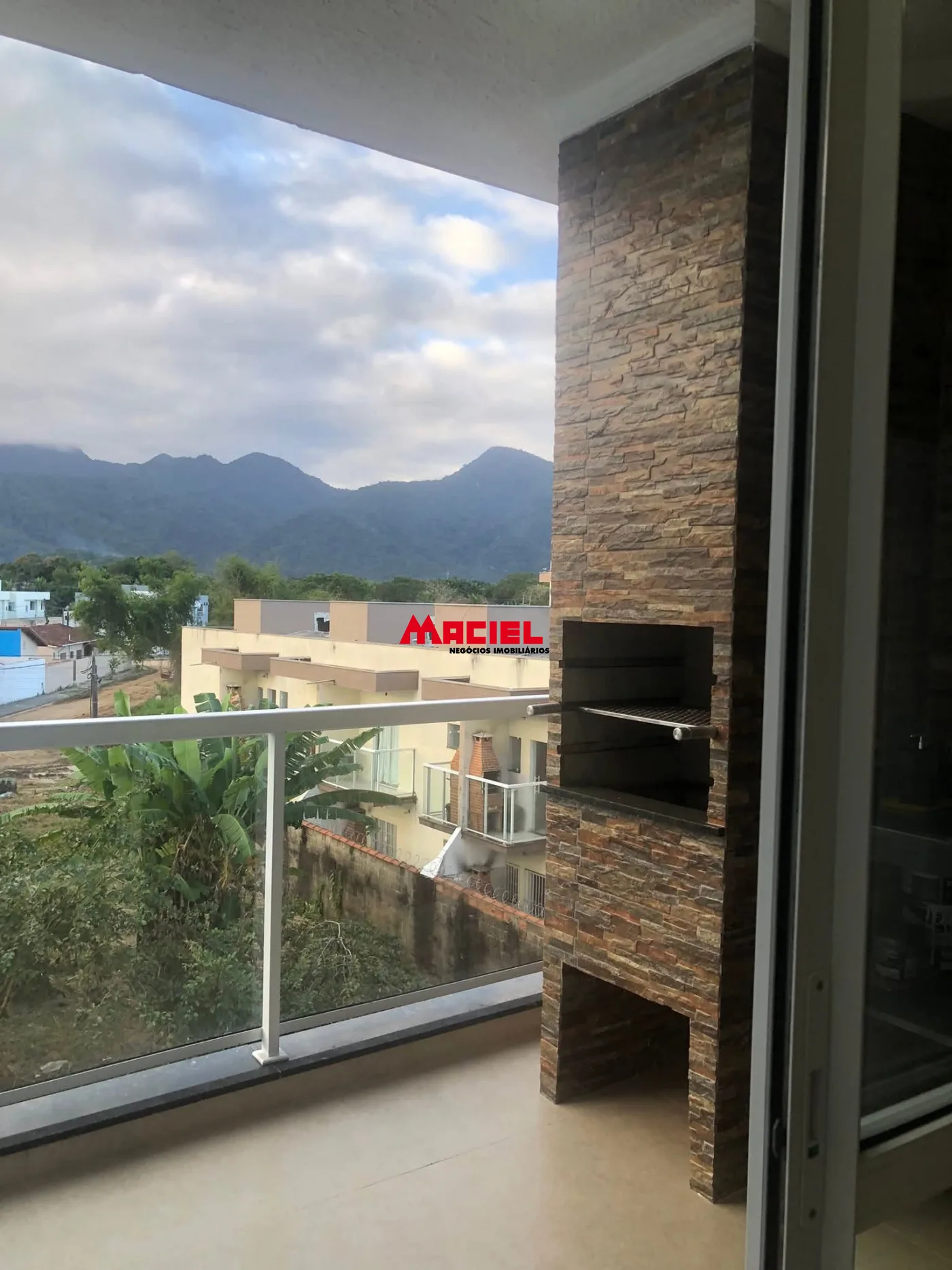 Comprar Apartamento / Padr&atilde;o em Ubatuba R$ 510.000,00 - Foto 3