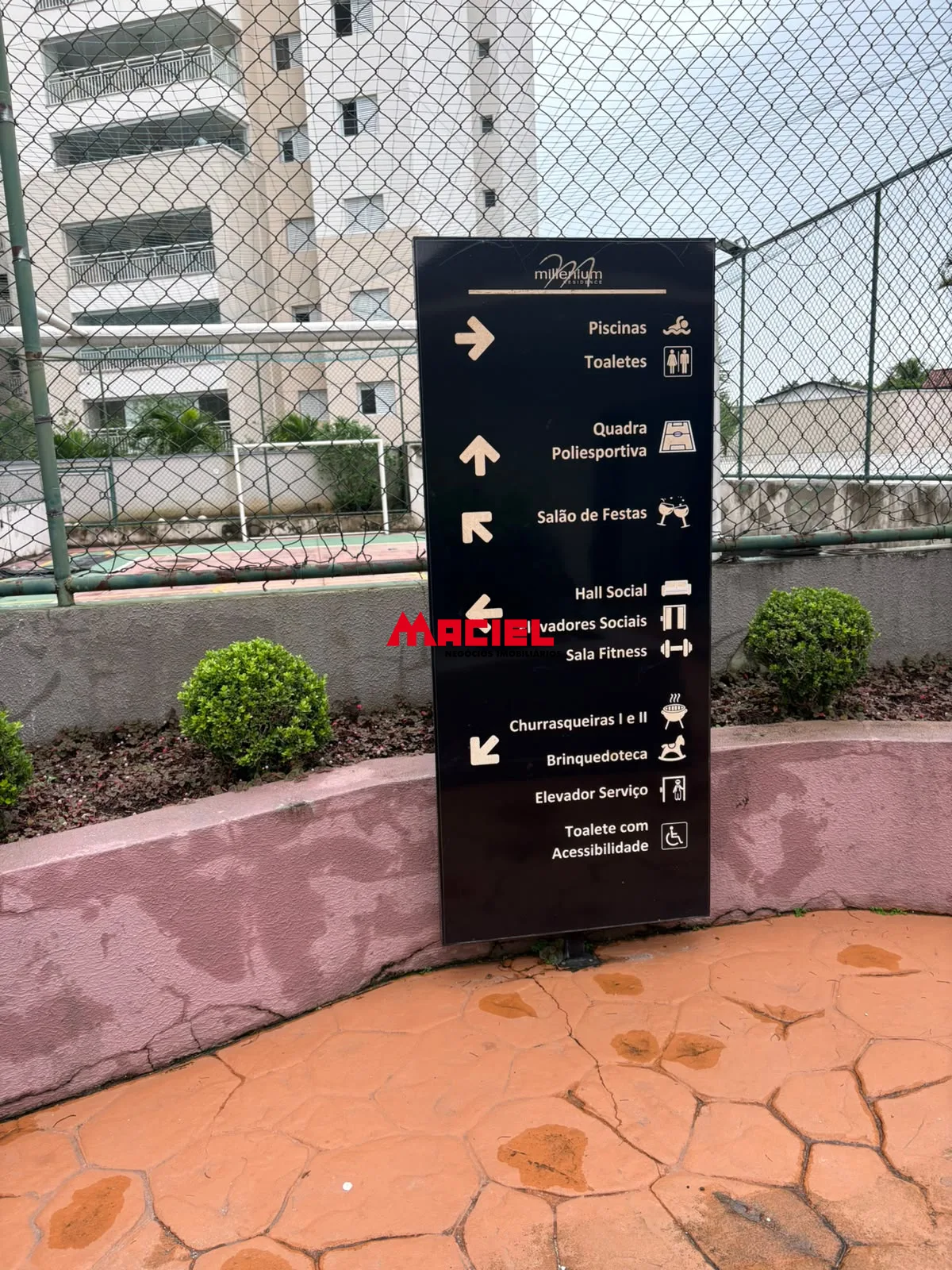 Alugar Apartamento / Padr&atilde;o em S&atilde;o Jos&eacute; dos Campos R$ 4.400,00 - Foto 13