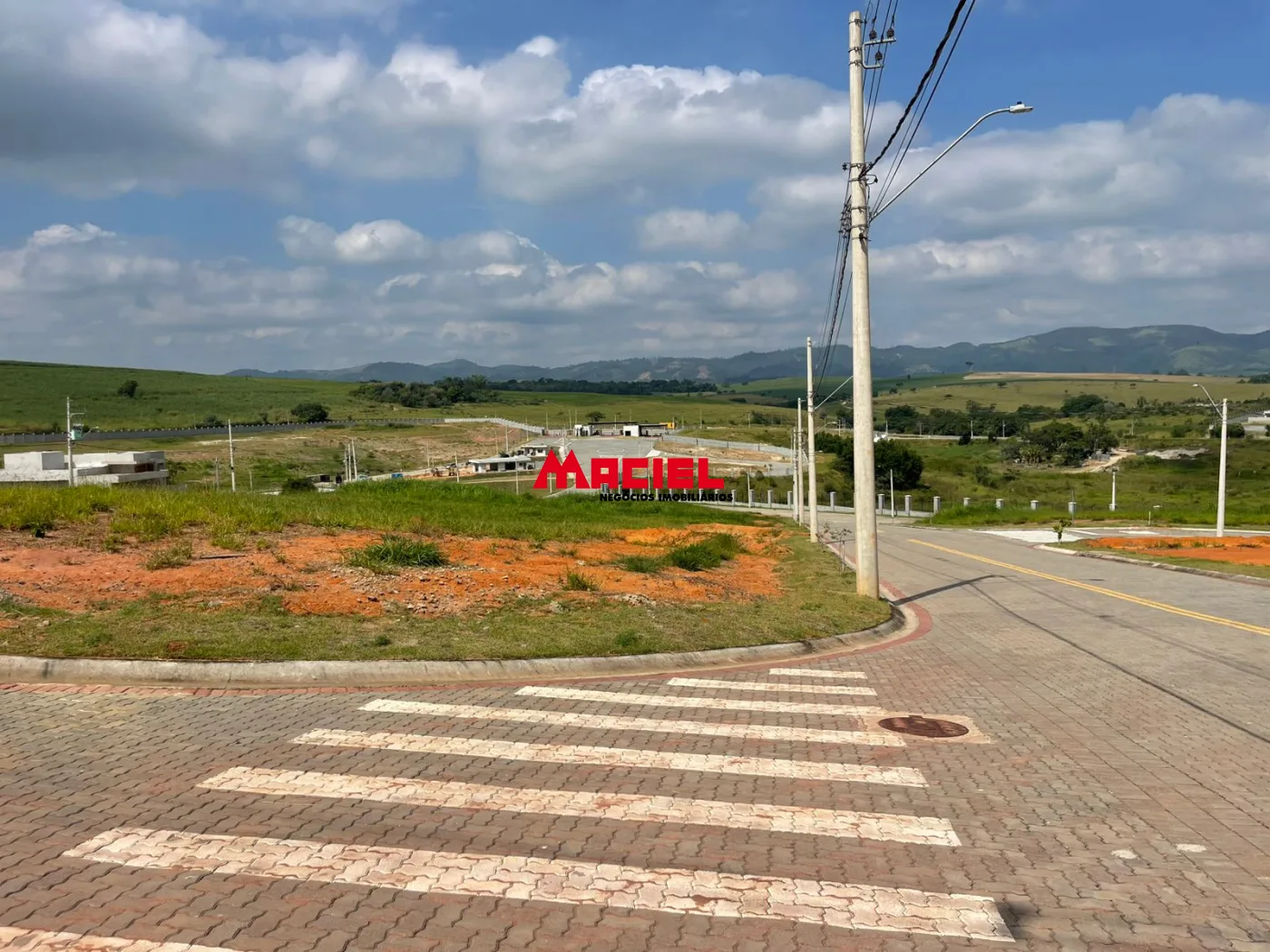 Comprar Terreno / Condom&iacute;nio em Ca&ccedil;apava R$ 260.000,00 - Foto 1
