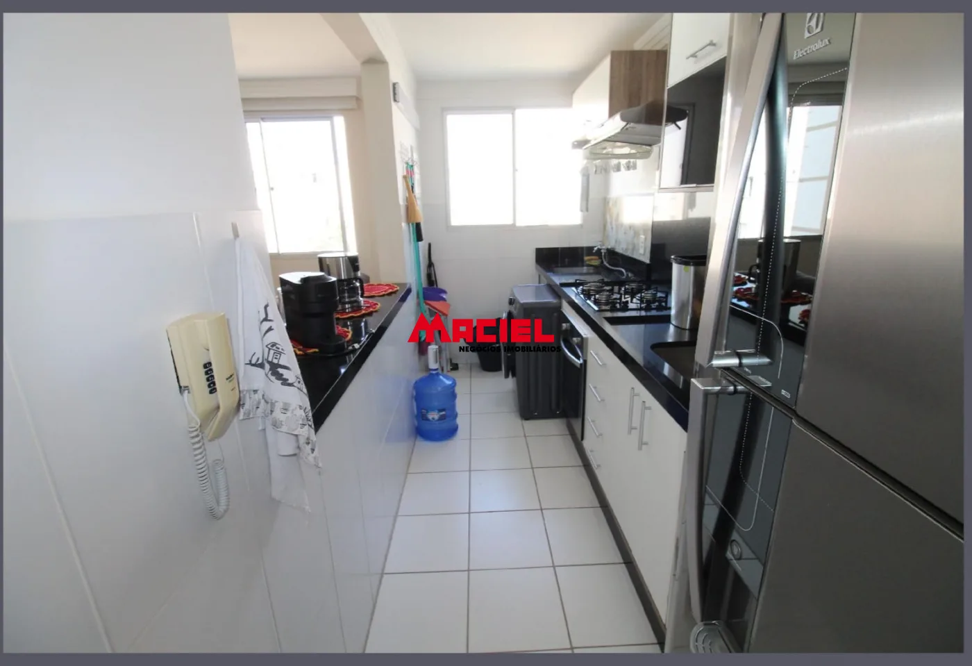 Alugar Apartamento / Padr&atilde;o em S&atilde;o Jos&eacute; dos Campos R$ 1.700,00 - Foto 4