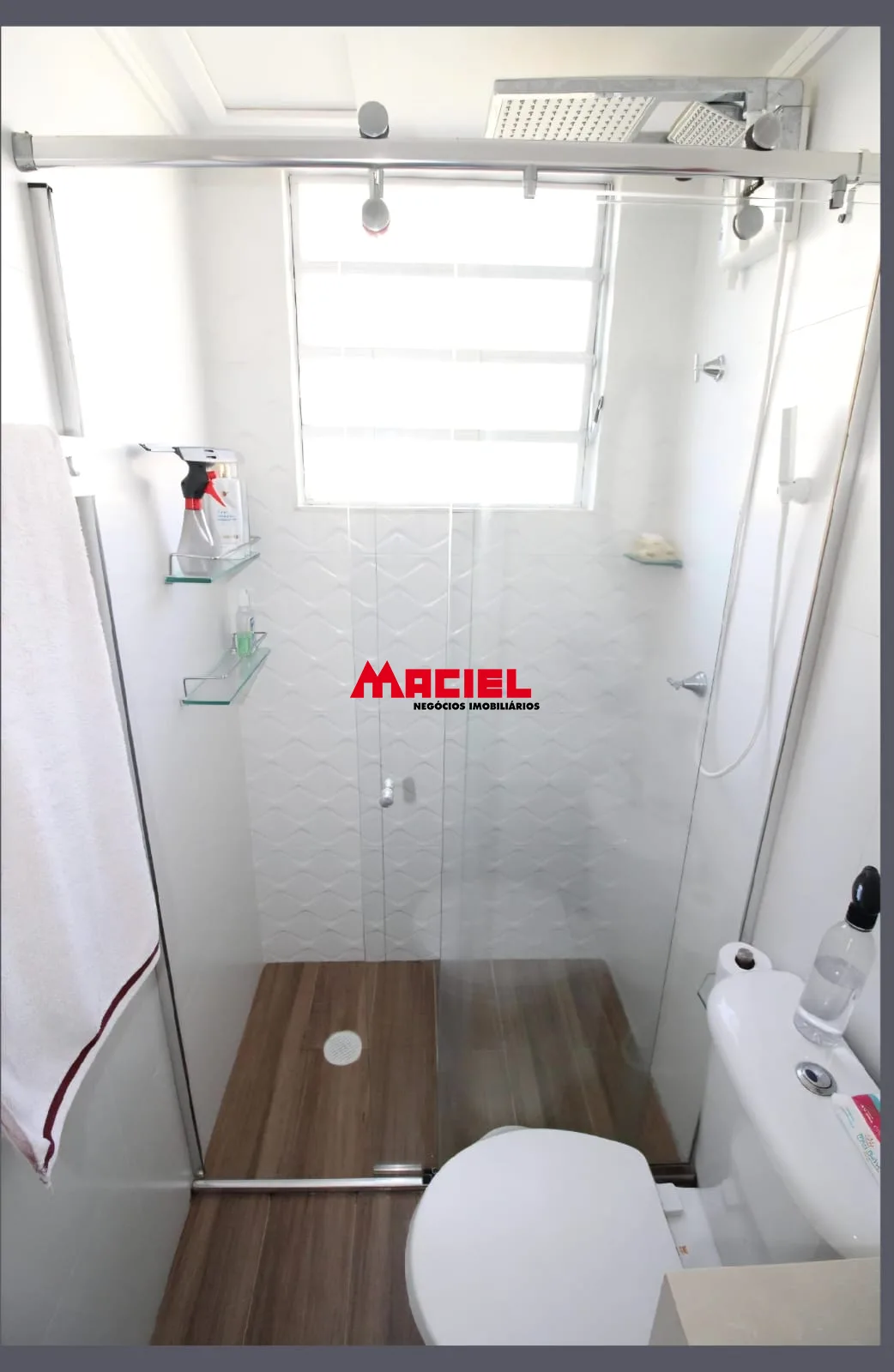 Alugar Apartamento / Padr&atilde;o em S&atilde;o Jos&eacute; dos Campos R$ 1.700,00 - Foto 9