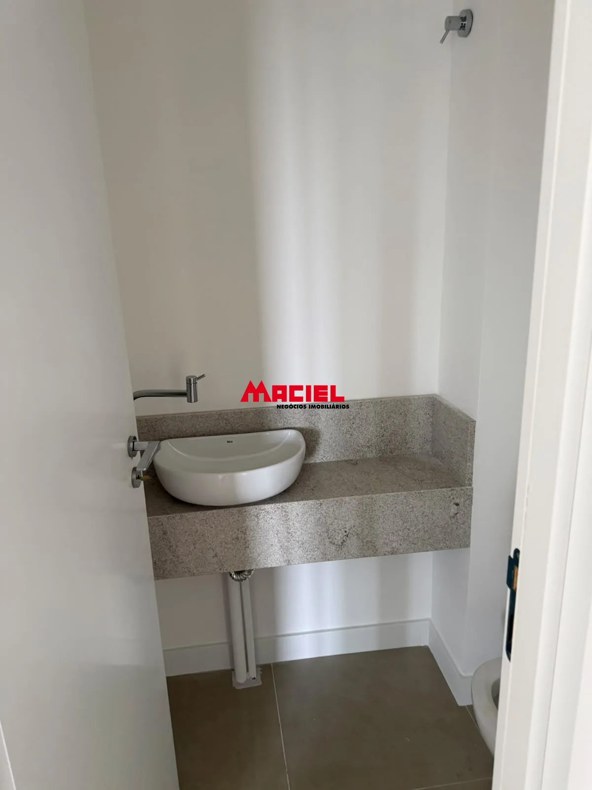Comprar Apartamento / Padr&atilde;o em S&atilde;o Jos&eacute; dos Campos R$ 1.380.000,00 - Foto 14