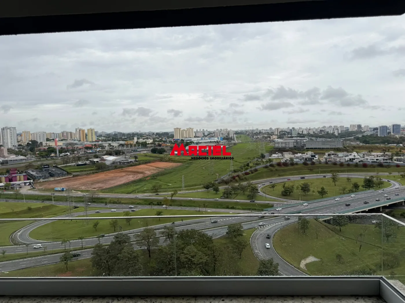 Comprar Apartamento / Padr&atilde;o em S&atilde;o Jos&eacute; dos Campos R$ 1.380.000,00 - Foto 28