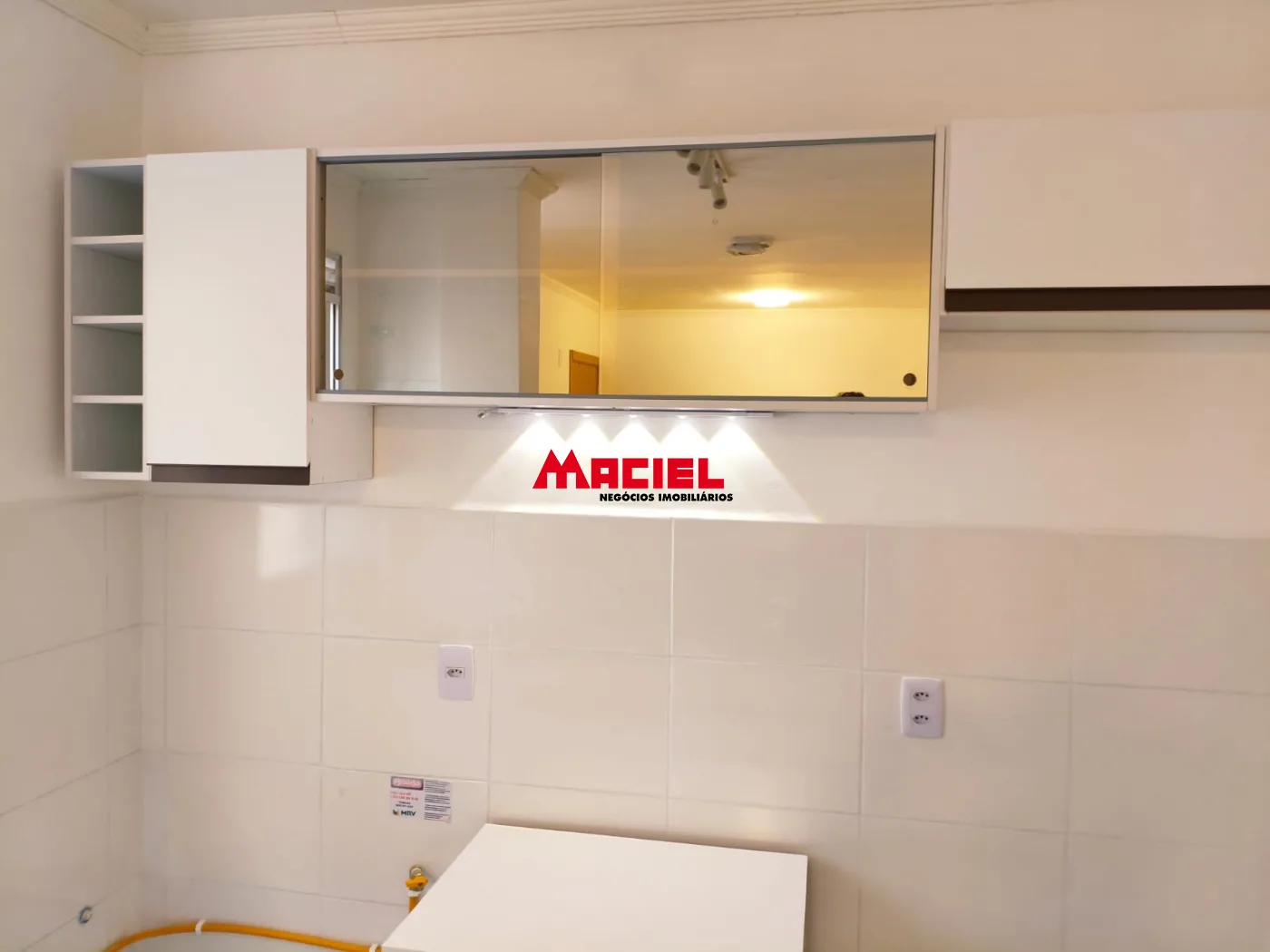 Comprar Apartamento / Padr&atilde;o em S&atilde;o Jos&eacute; dos Campos R$ 225.000,00 - Foto 4