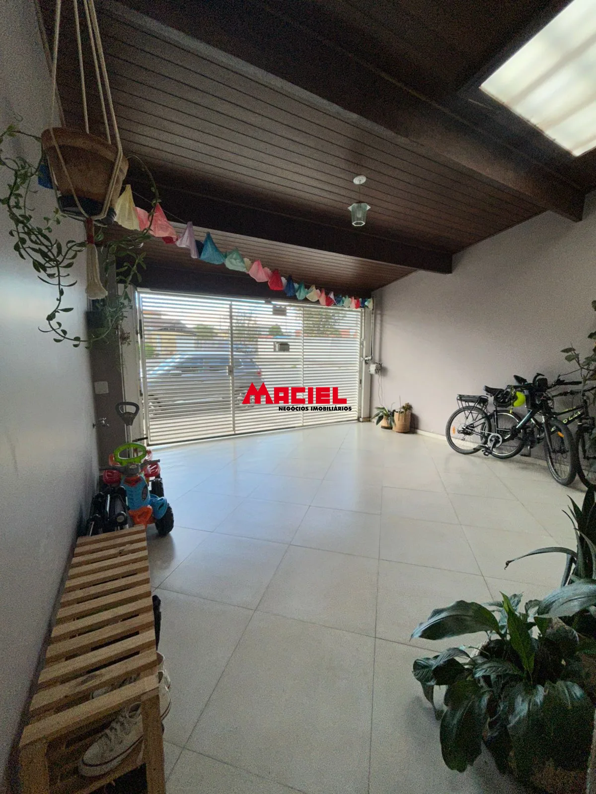 Comprar Casa / Padr&atilde;o em S&atilde;o Jos&eacute; dos Campos R$ 760.000,00 - Foto 2