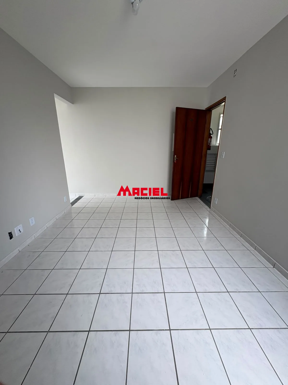 Alugar Apartamento / Padr&atilde;o em S&atilde;o Jos&eacute; dos Campos R$ 1.800,00 - Foto 5