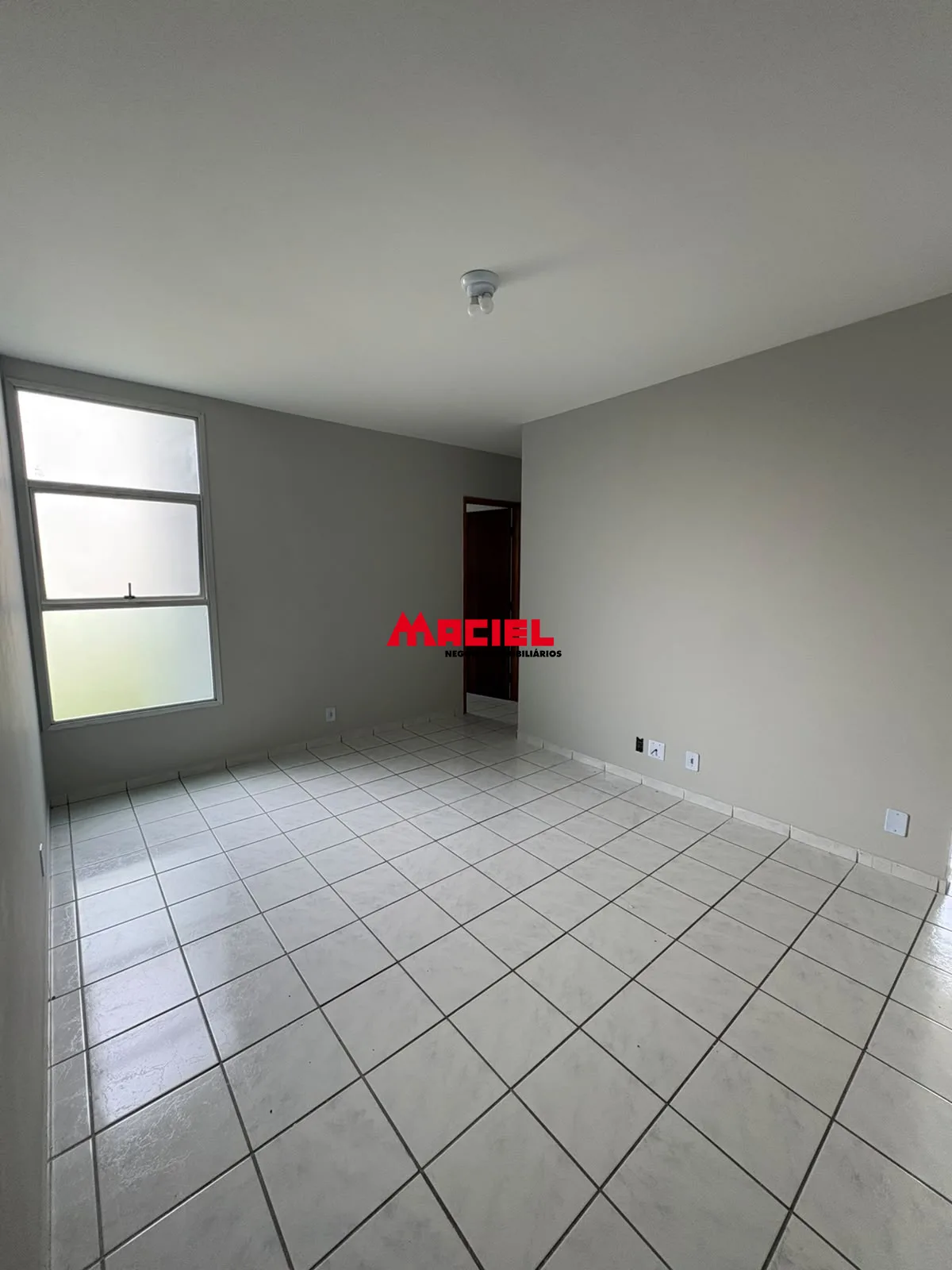 Alugar Apartamento / Padr&atilde;o em S&atilde;o Jos&eacute; dos Campos R$ 1.800,00 - Foto 11