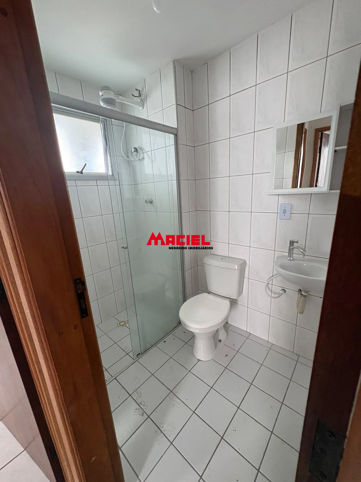 Alugar Apartamento / Padr&atilde;o em S&atilde;o Jos&eacute; dos Campos R$ 1.800,00 - Foto 12