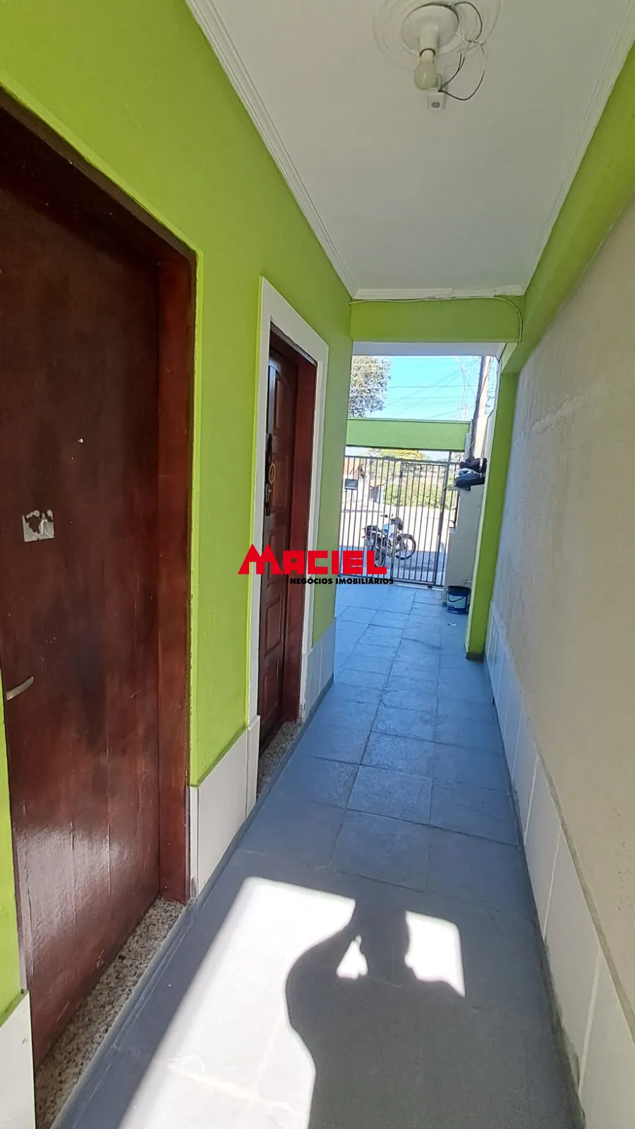 Alugar Casa / Padr&atilde;o em S&atilde;o Jos&eacute; dos Campos R$ 1.500,00 - Foto 4