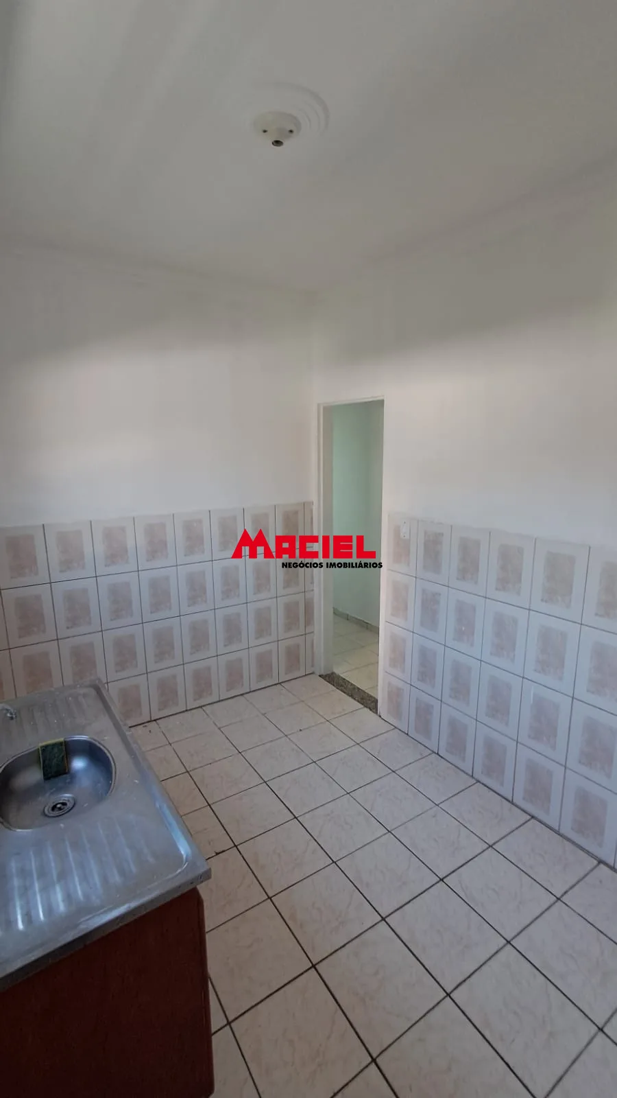 Alugar Casa / Padr&atilde;o em S&atilde;o Jos&eacute; dos Campos R$ 1.500,00 - Foto 11