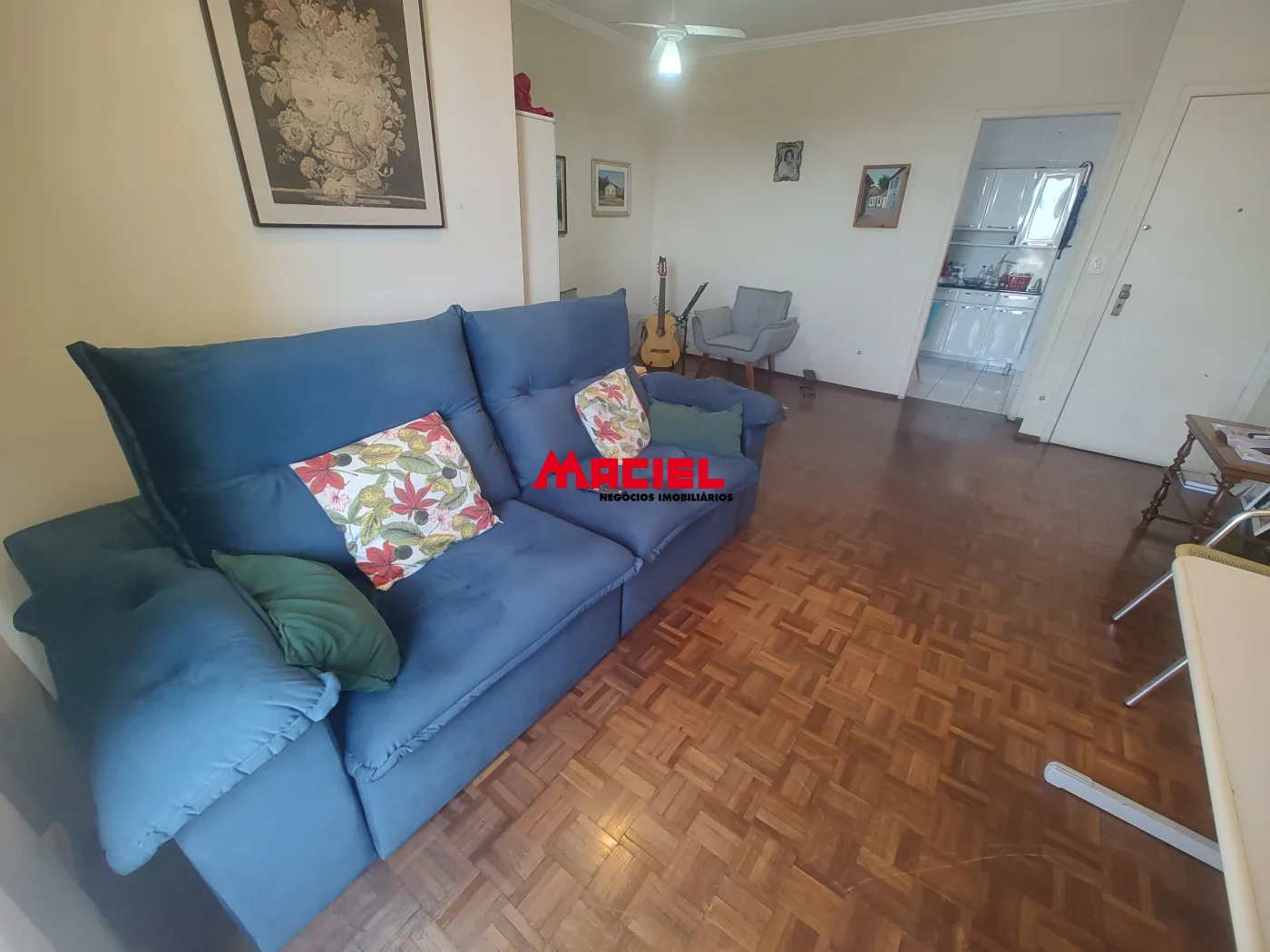 Comprar Apartamento / Padr&atilde;o em Taubat&eacute; R$ 350.000,00 - Foto 5
