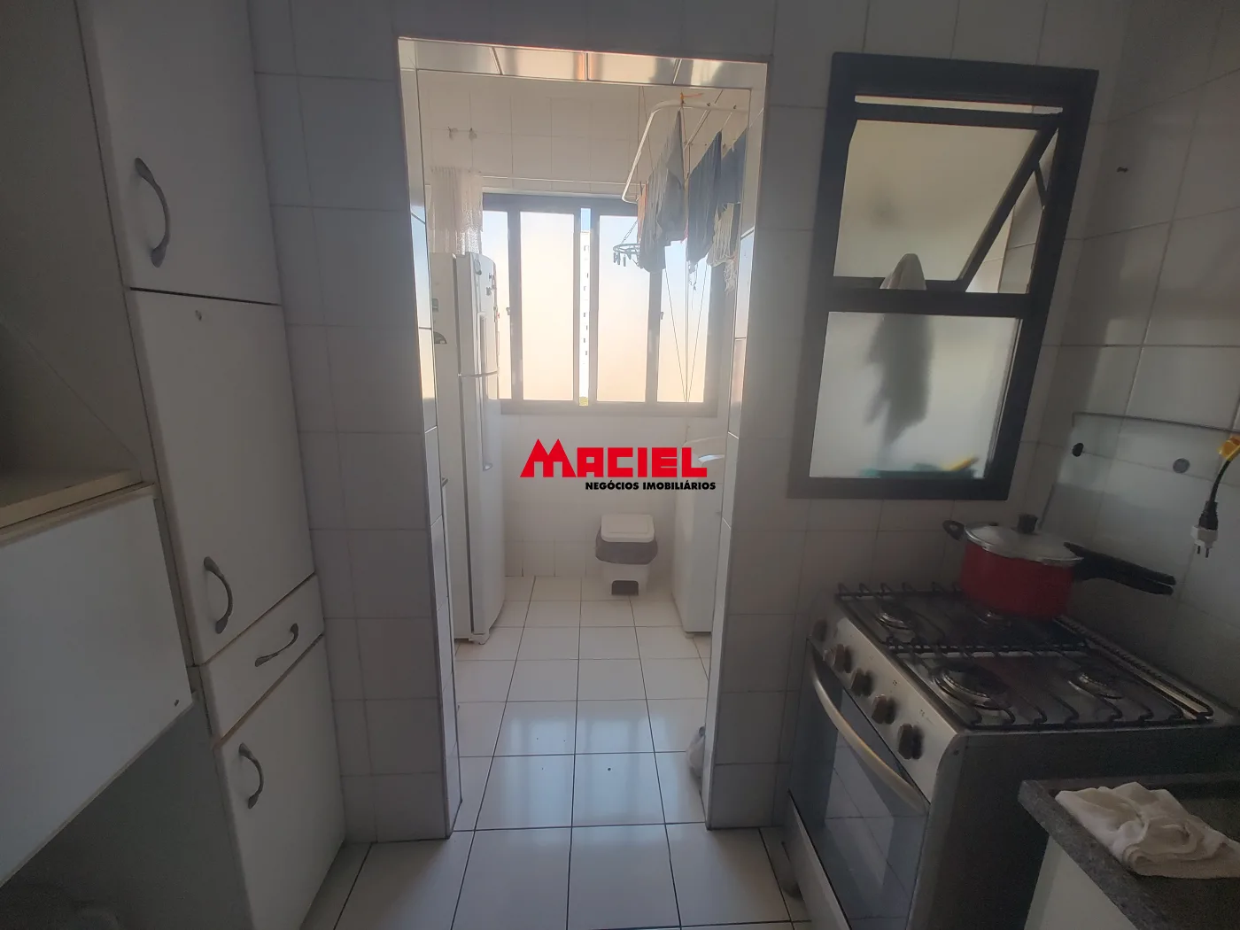 Comprar Apartamento / Padr&atilde;o em Taubat&eacute; R$ 350.000,00 - Foto 7
