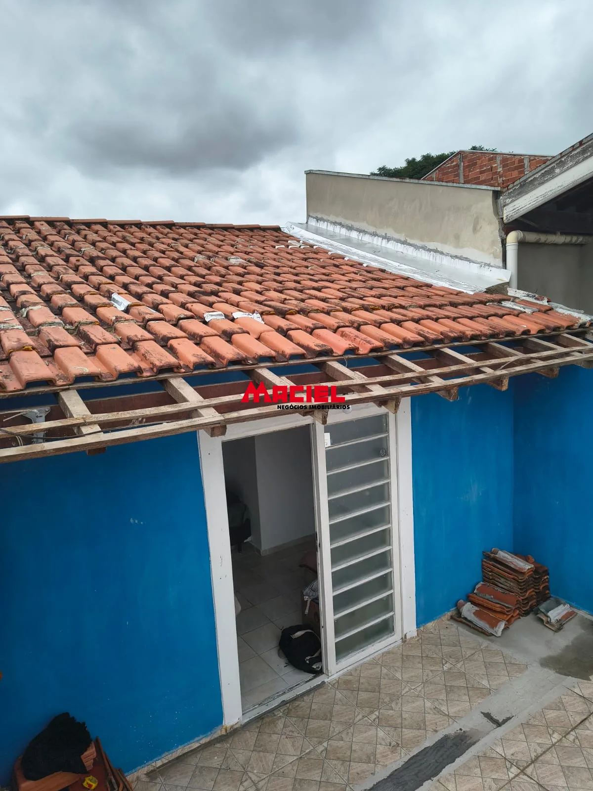 Comprar Casa / Ed&iacute;cula em S&atilde;o Jos&eacute; dos Campos R$ 320.000,00 - Foto 1