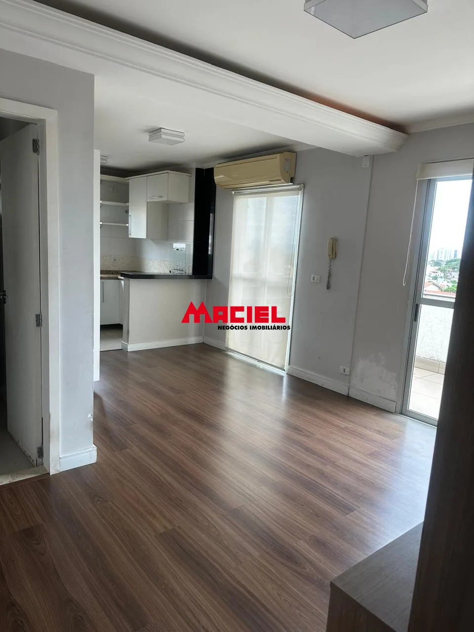 Alugar Apartamento / Mobiliado em S&atilde;o Jos&eacute; dos Campos R$ 2.900,00 - Foto 6