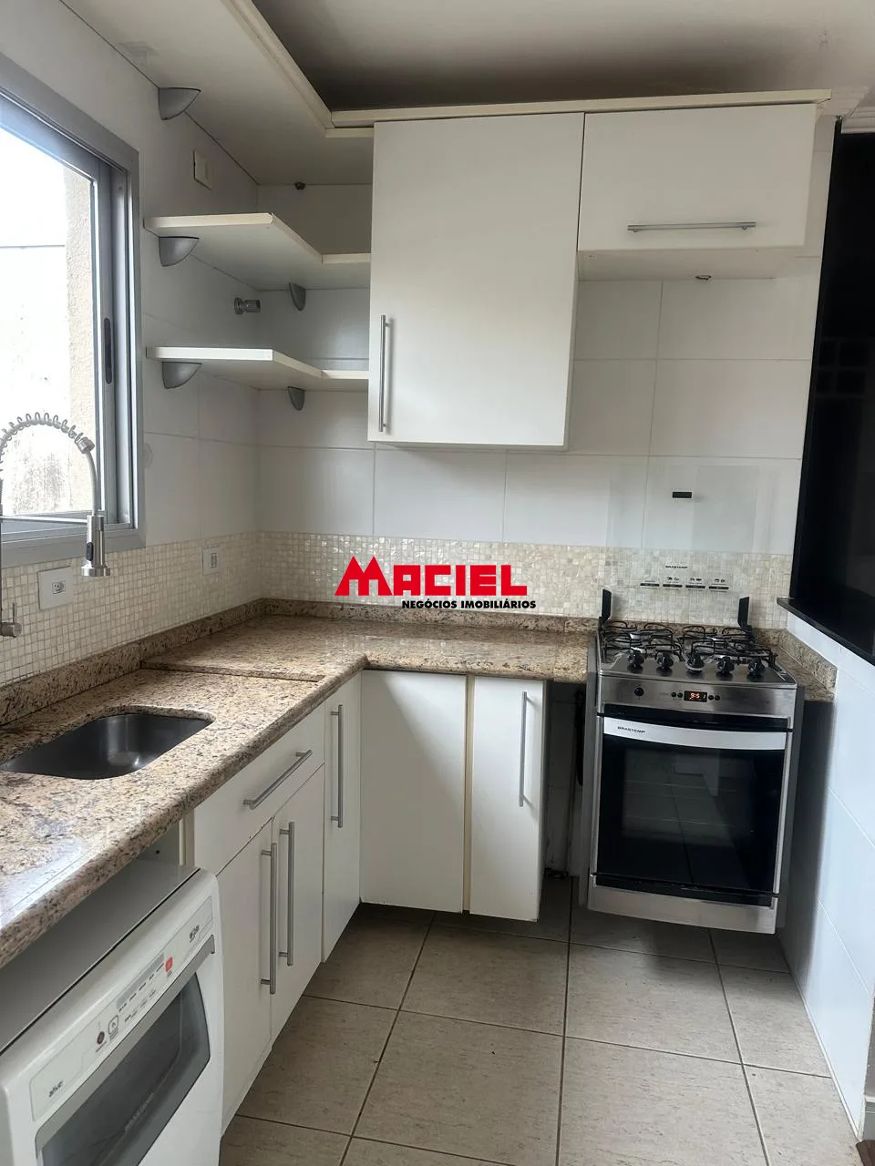 Alugar Apartamento / Mobiliado em S&atilde;o Jos&eacute; dos Campos R$ 2.900,00 - Foto 10