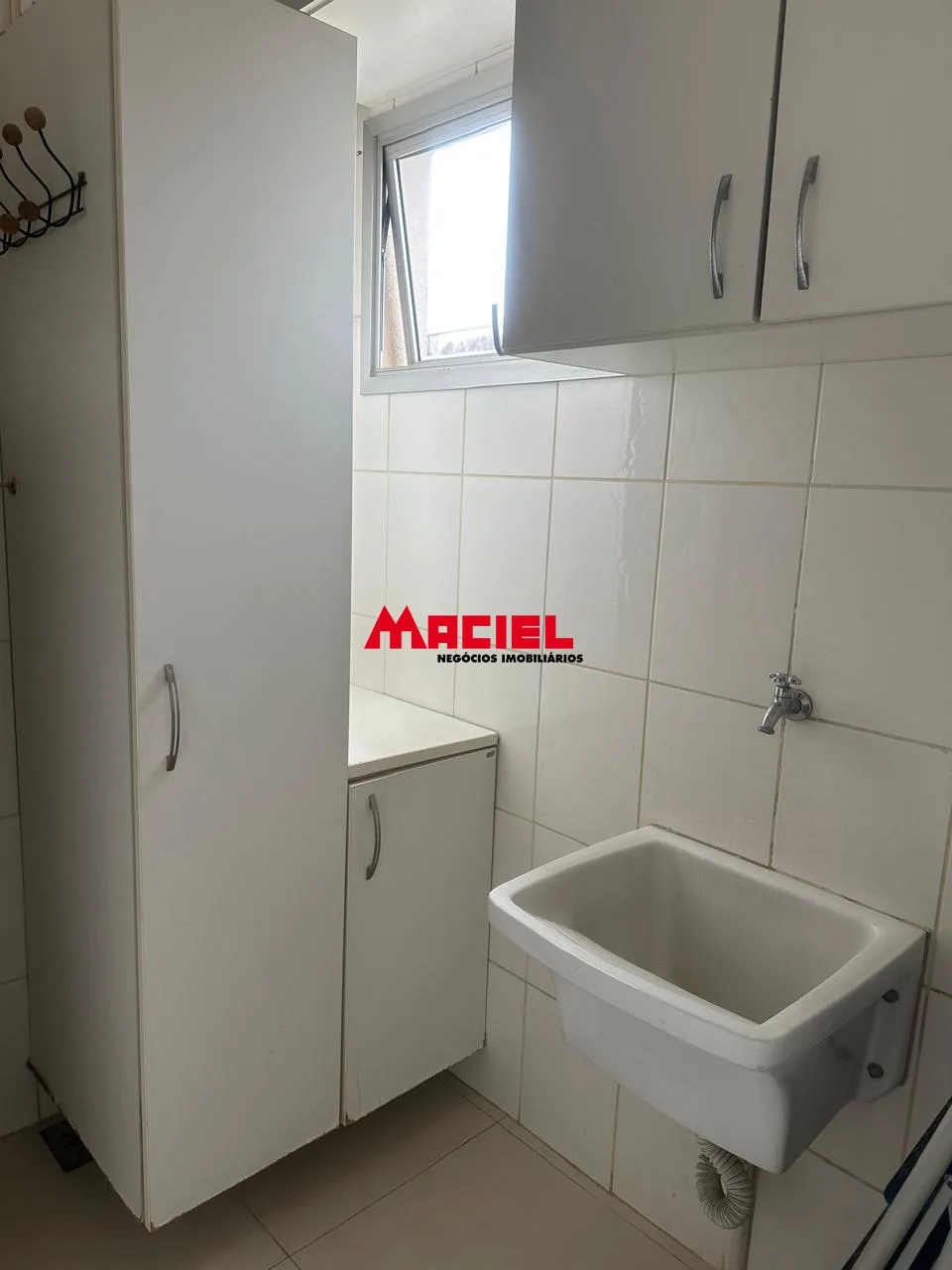 Alugar Apartamento / Mobiliado em S&atilde;o Jos&eacute; dos Campos R$ 2.900,00 - Foto 9