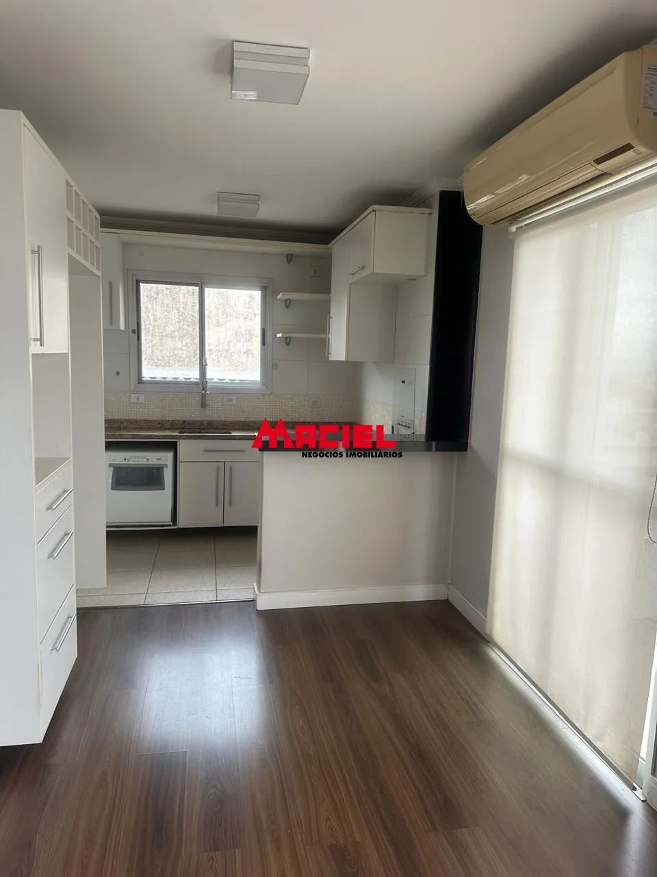 Alugar Apartamento / Mobiliado em S&atilde;o Jos&eacute; dos Campos R$ 2.900,00 - Foto 12
