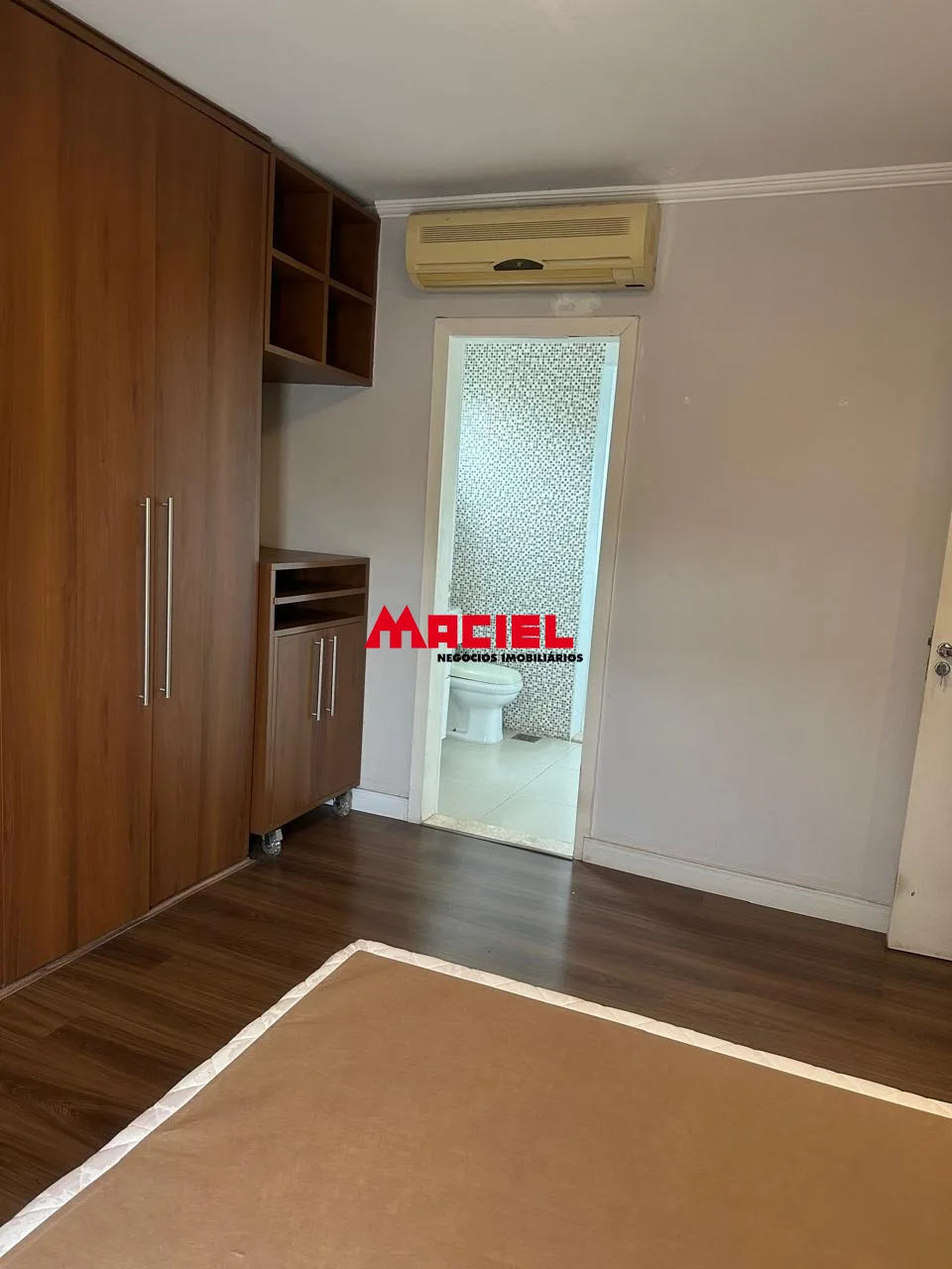 Alugar Apartamento / Mobiliado em S&atilde;o Jos&eacute; dos Campos R$ 2.900,00 - Foto 15
