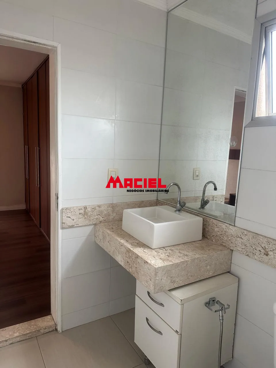 Alugar Apartamento / Mobiliado em S&atilde;o Jos&eacute; dos Campos R$ 2.900,00 - Foto 16