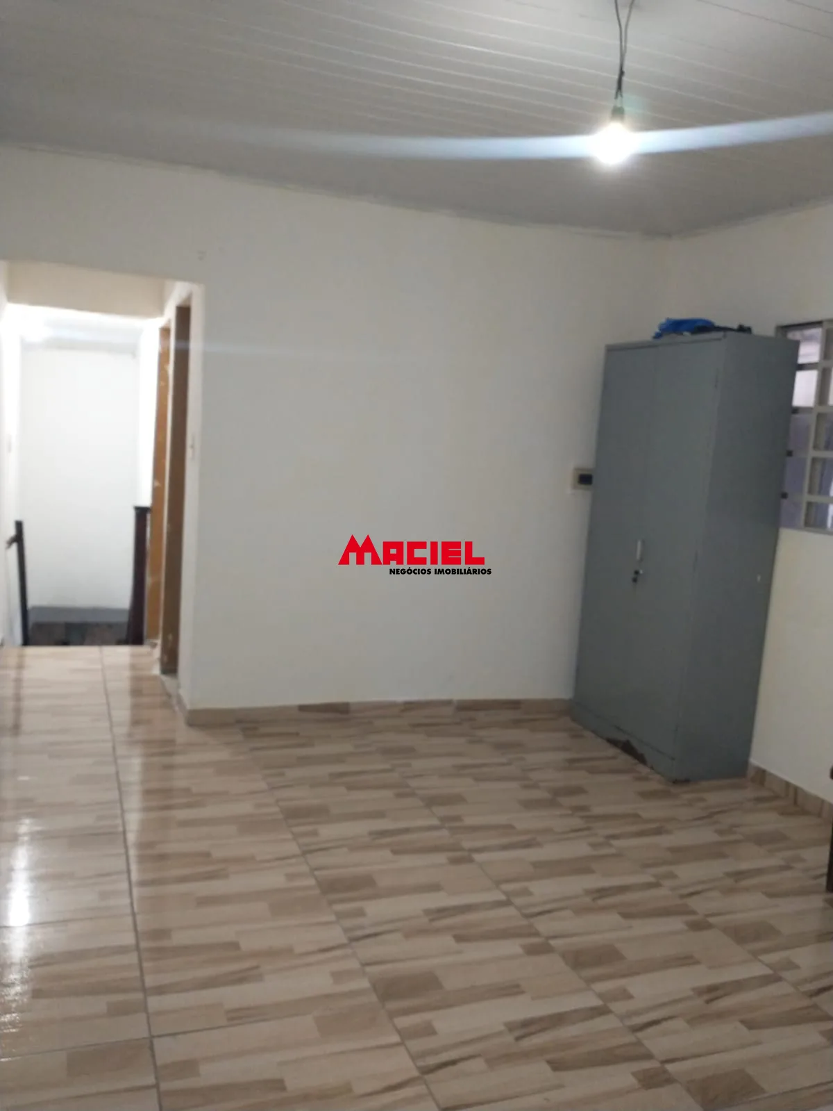 Alugar Casa / Sobrado em S&atilde;o Jos&eacute; dos Campos R$ 2.200,00 - Foto 27