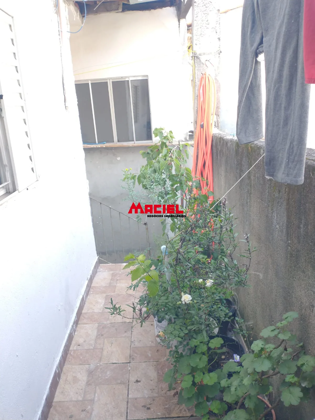 Alugar Casa / Sobrado em S&atilde;o Jos&eacute; dos Campos R$ 2.200,00 - Foto 36