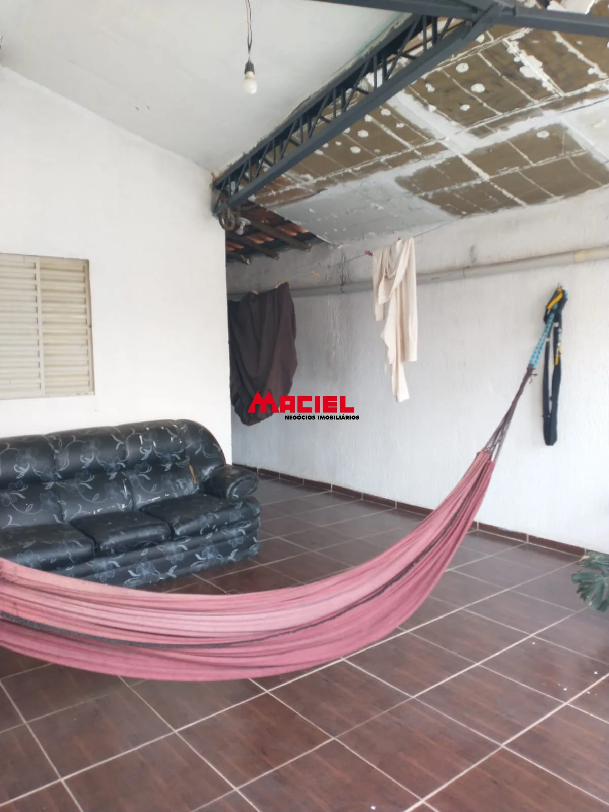 Alugar Casa / Sobrado em S&atilde;o Jos&eacute; dos Campos R$ 2.200,00 - Foto 37
