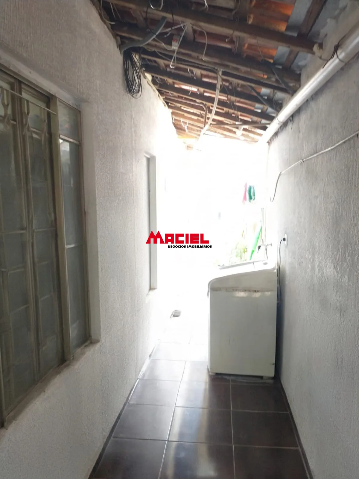 Alugar Casa / Sobrado em S&atilde;o Jos&eacute; dos Campos R$ 2.200,00 - Foto 39