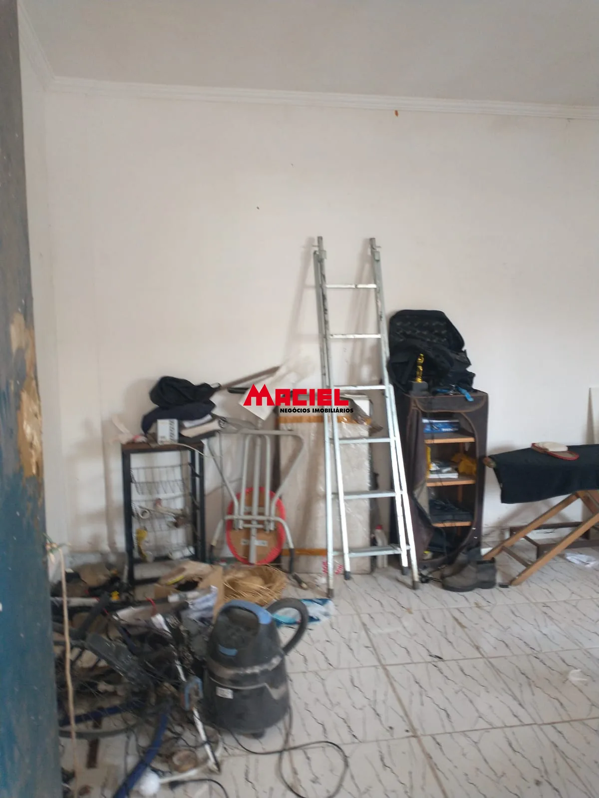 Alugar Casa / Sobrado em S&atilde;o Jos&eacute; dos Campos R$ 2.200,00 - Foto 44