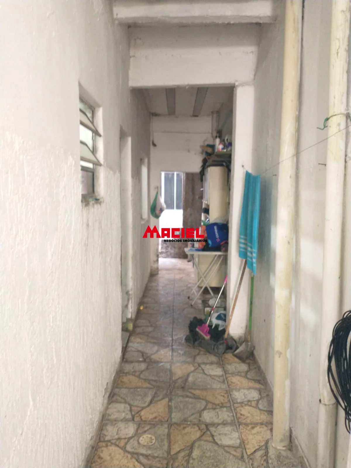 Alugar Casa / Sobrado em S&atilde;o Jos&eacute; dos Campos R$ 2.200,00 - Foto 47