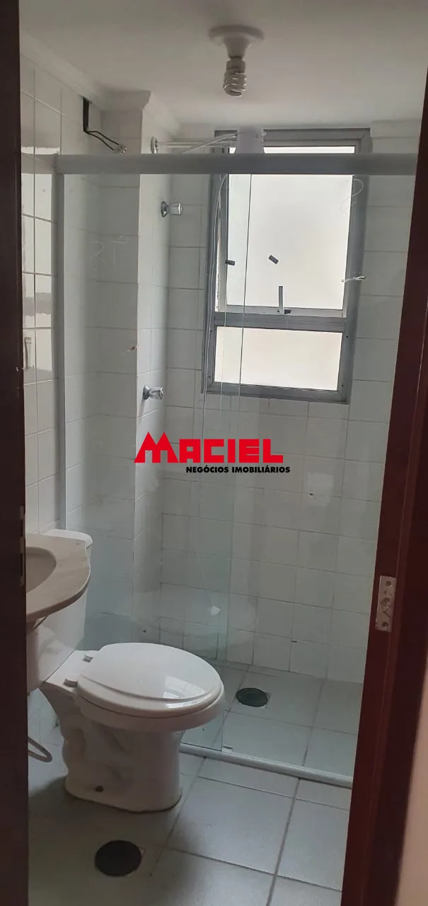 Alugar Apartamento / Padr&atilde;o em S&atilde;o Jos&eacute; dos Campos R$ 2.200,00 - Foto 6