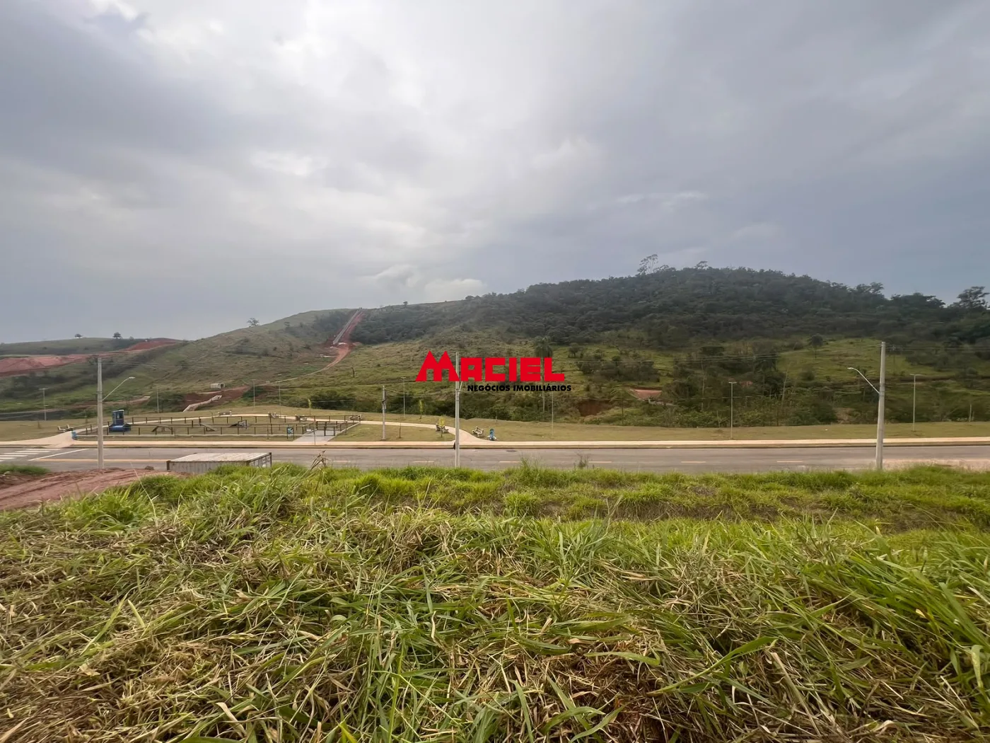 Comprar Terreno / Padr&atilde;o em S&atilde;o Jos&eacute; dos Campos R$ 245.000,00 - Foto 2