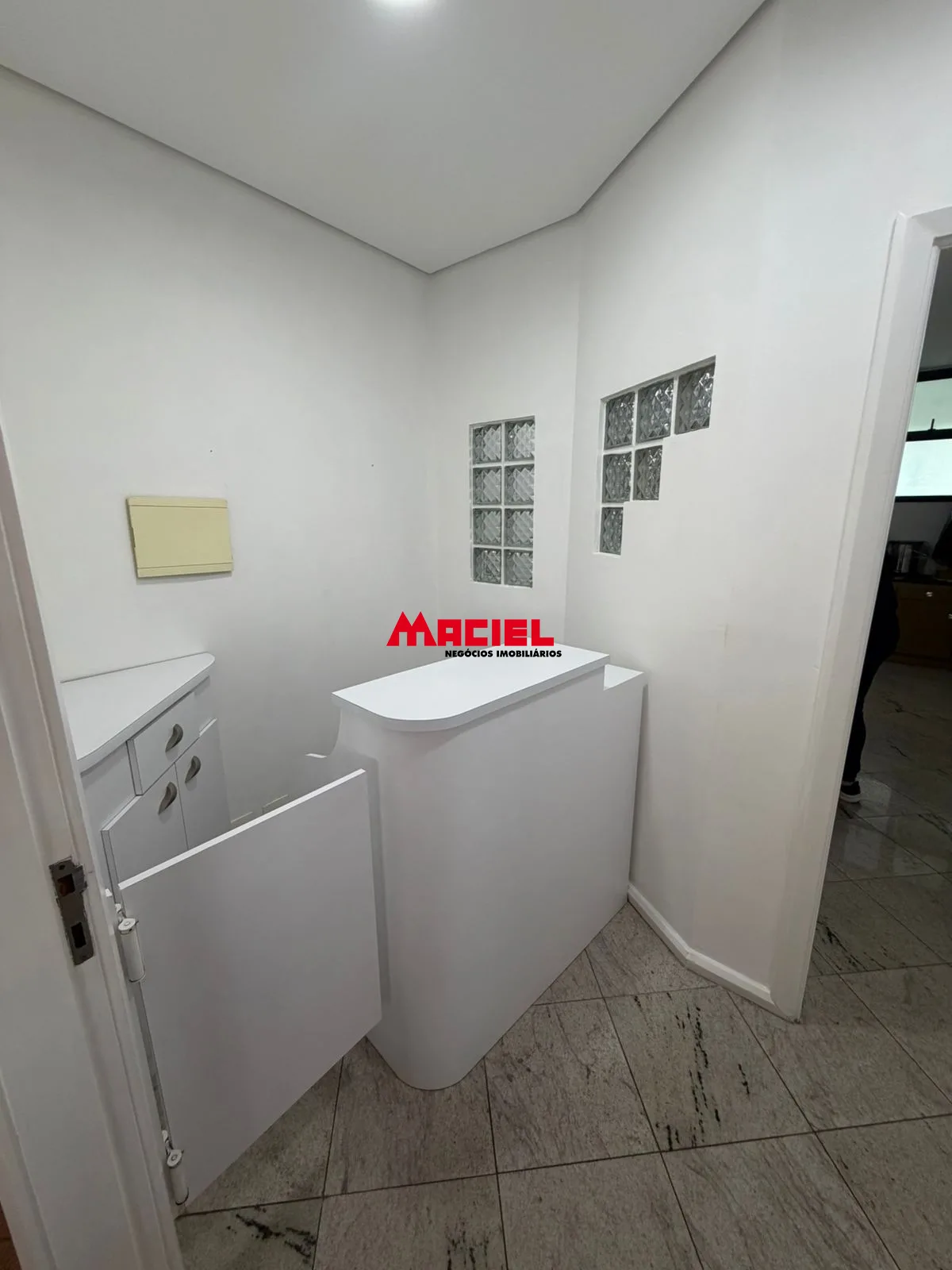Alugar Comercial / Sala em Edif&iacute;cioCondom&iacute;nio em S&atilde;o Jos&eacute; dos Campos R$ 2.550,00 - Foto 5