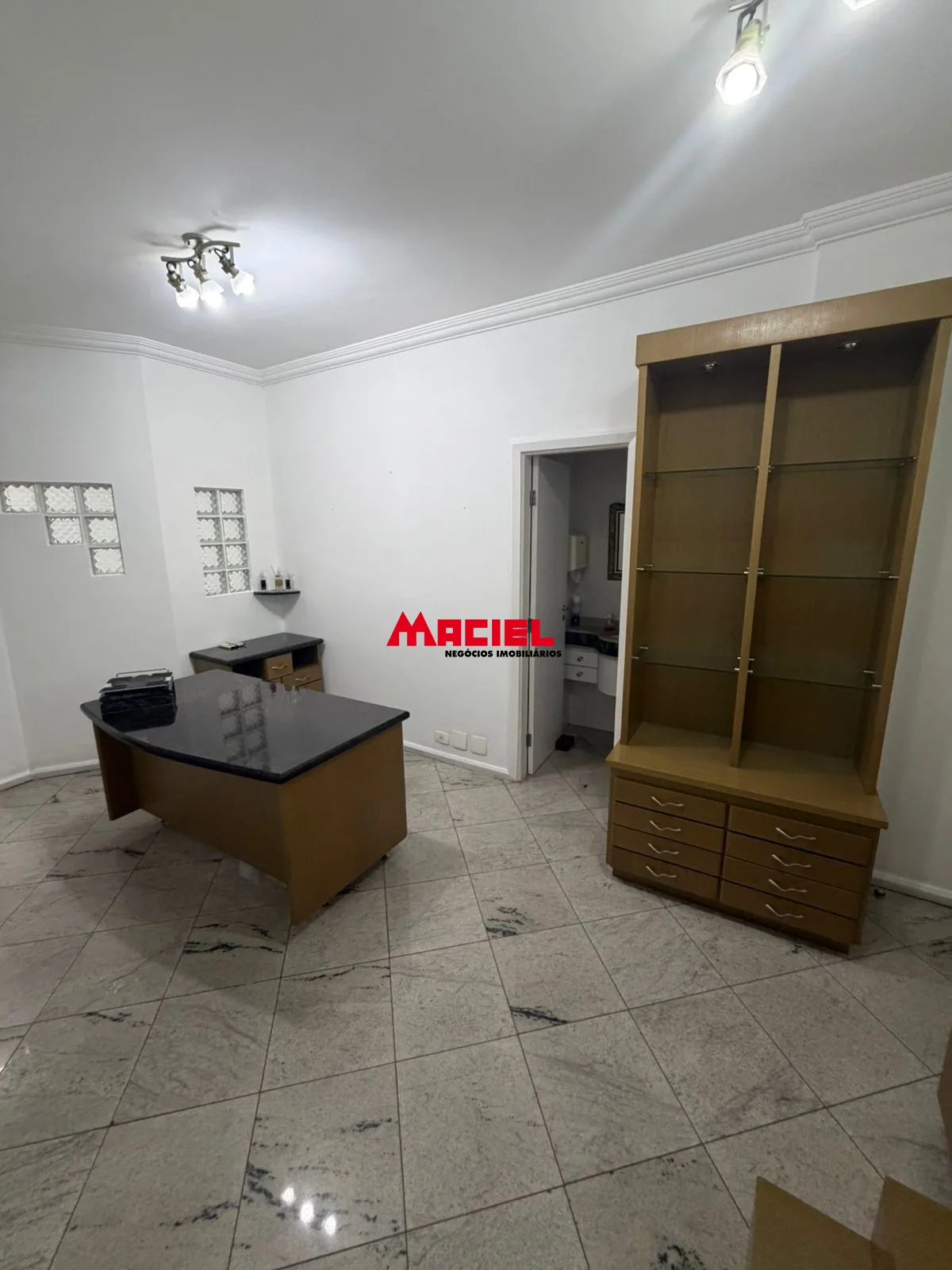 Alugar Comercial / Sala em Edif&iacute;cioCondom&iacute;nio em S&atilde;o Jos&eacute; dos Campos R$ 2.550,00 - Foto 8
