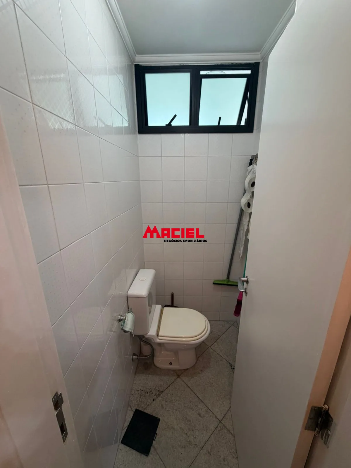 Alugar Comercial / Sala em Edif&iacute;cioCondom&iacute;nio em S&atilde;o Jos&eacute; dos Campos R$ 2.550,00 - Foto 10