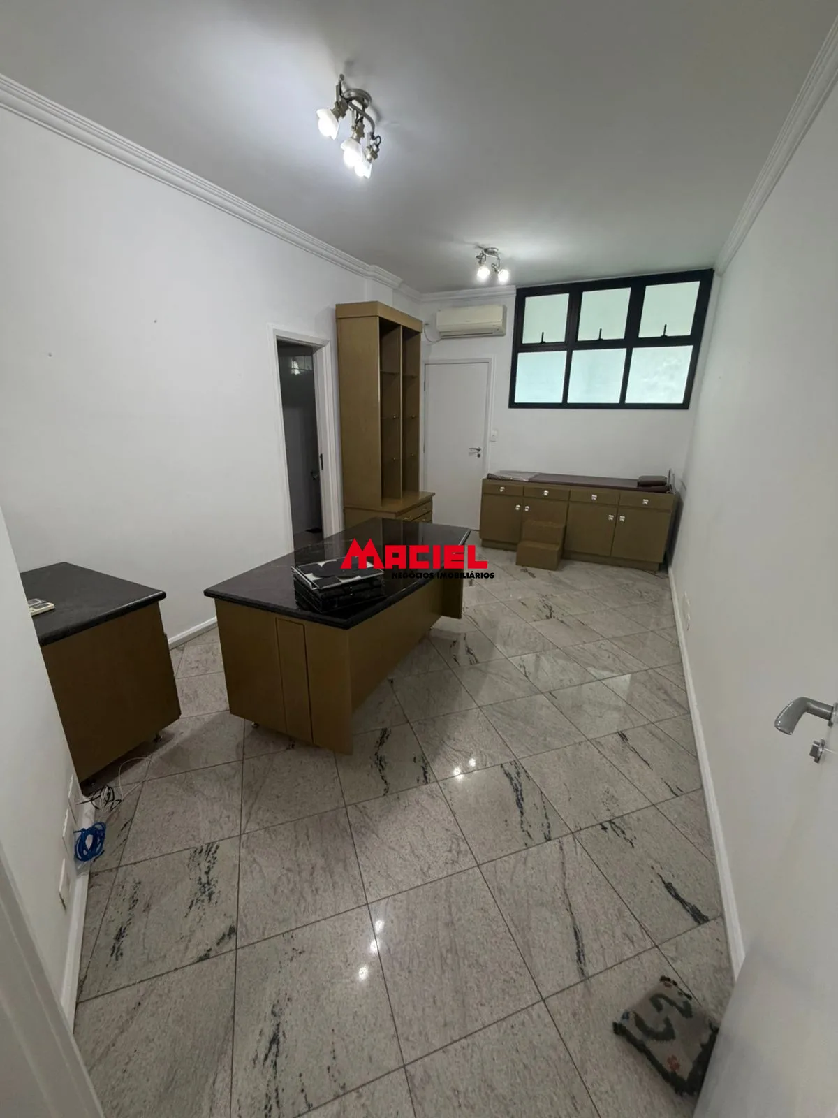 Alugar Comercial / Sala em Edif&iacute;cioCondom&iacute;nio em S&atilde;o Jos&eacute; dos Campos R$ 2.550,00 - Foto 13