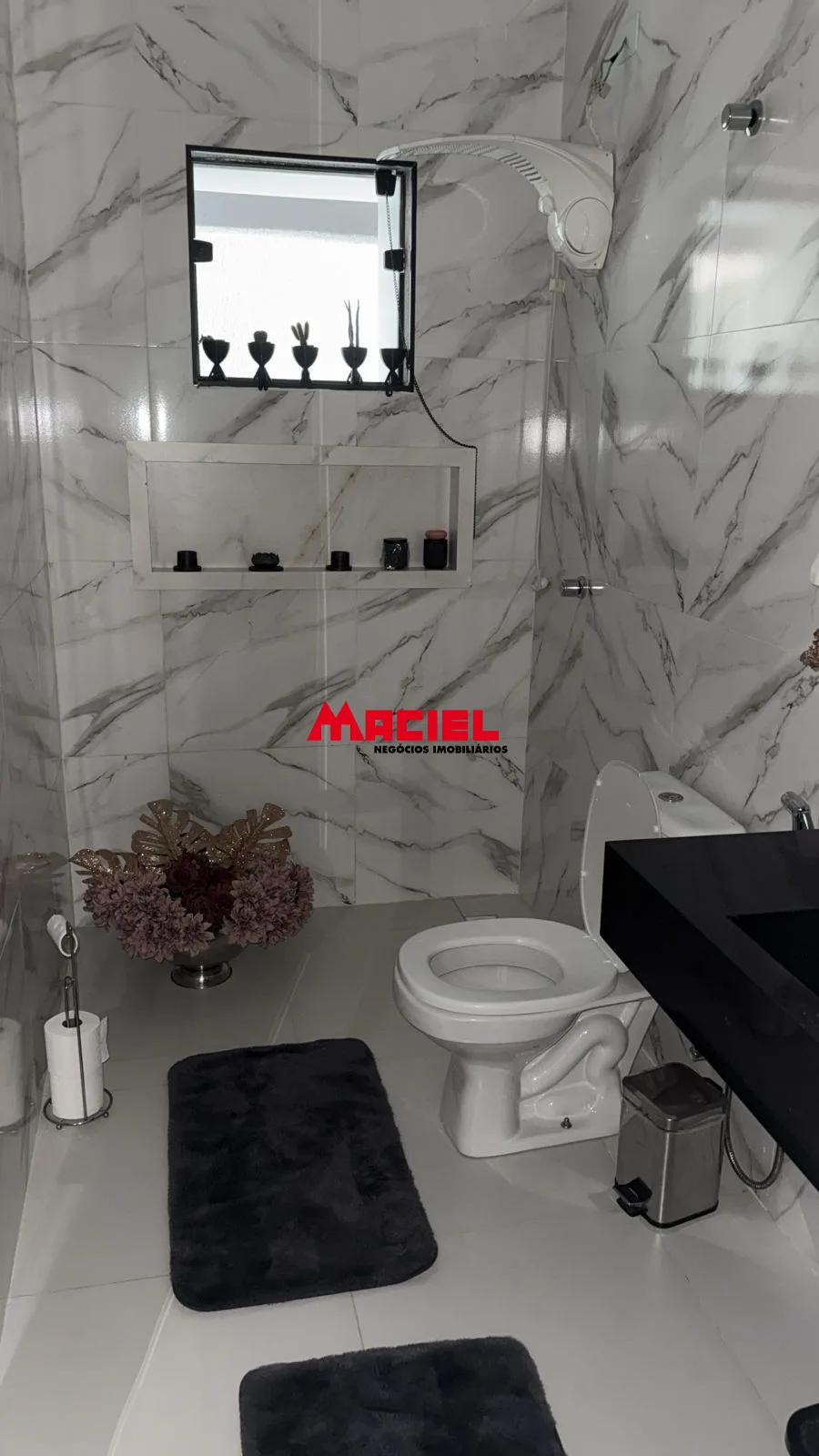 Comprar Casa / Padr&atilde;o em S&atilde;o Jos&eacute; dos Campos R$ 742.000,00 - Foto 2