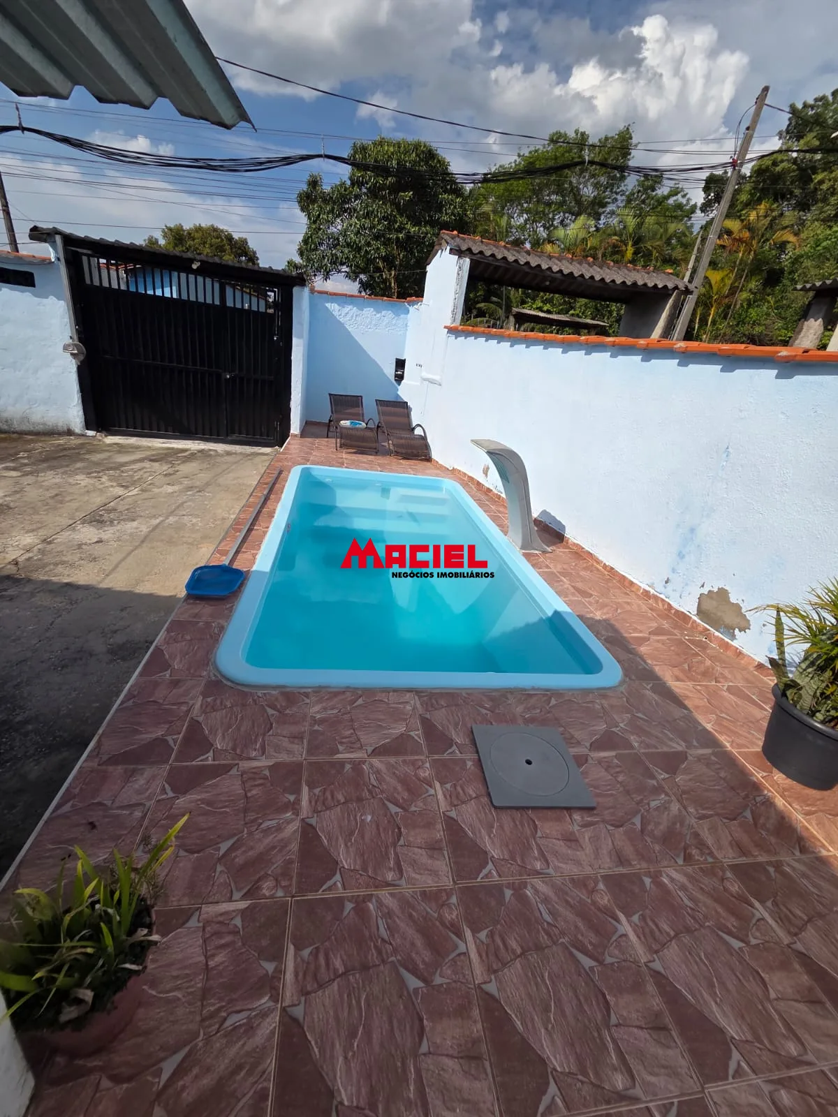 Comprar Casa / Padr&atilde;o em S&atilde;o Jos&eacute; dos Campos R$ 800.000,00 - Foto 2