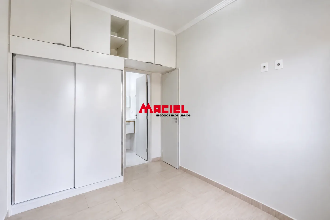 Comprar Apartamento / Padr&atilde;o em S&atilde;o Jos&eacute; dos Campos R$ 430.000,00 - Foto 2