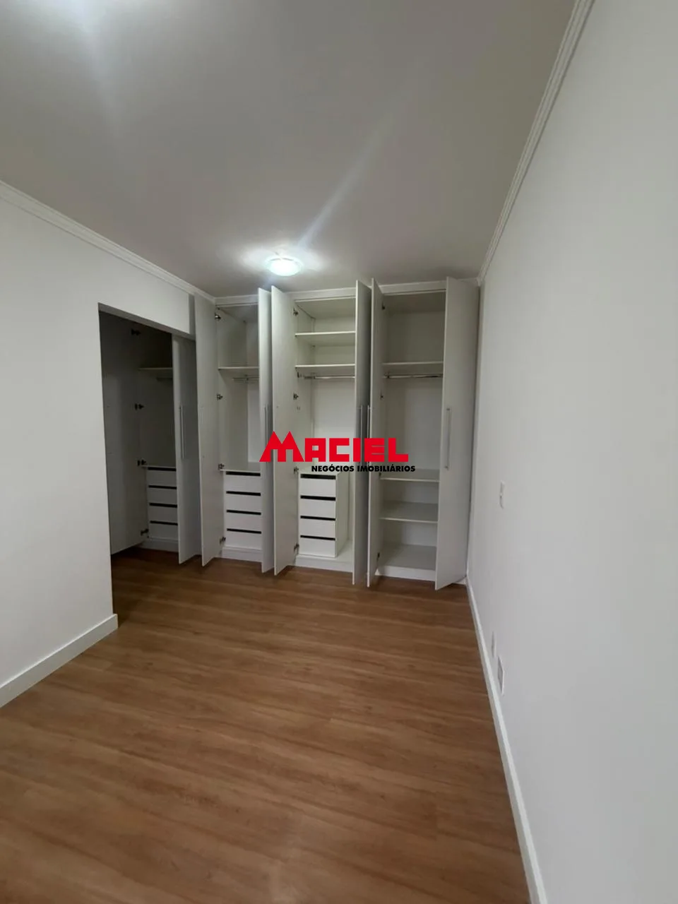 Comprar Apartamento / Padr&atilde;o em S&atilde;o Jos&eacute; dos Campos R$ 470.000,00 - Foto 5
