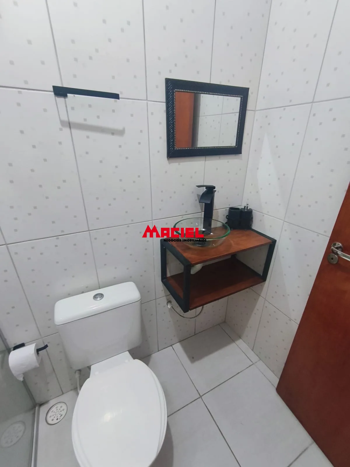 Comprar Casa / Padr&atilde;o em S&atilde;o Jos&eacute; dos Campos R$ 350.000,00 - Foto 6