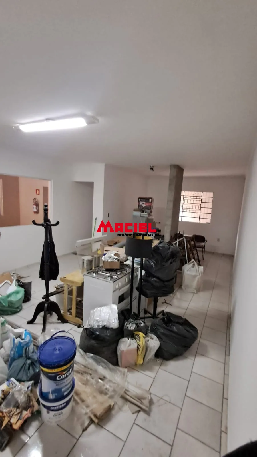 Alugar Comercial / Sala em S&atilde;o Jos&eacute; dos Campos R$ 1.200,00 - Foto 4