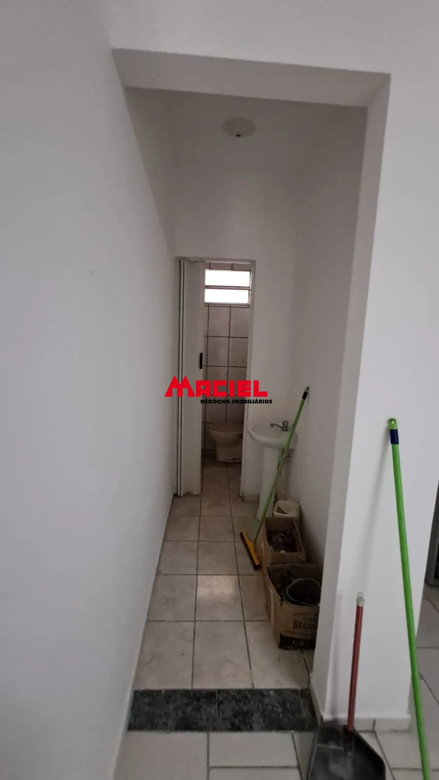 Alugar Comercial / Sala em S&atilde;o Jos&eacute; dos Campos R$ 1.200,00 - Foto 5